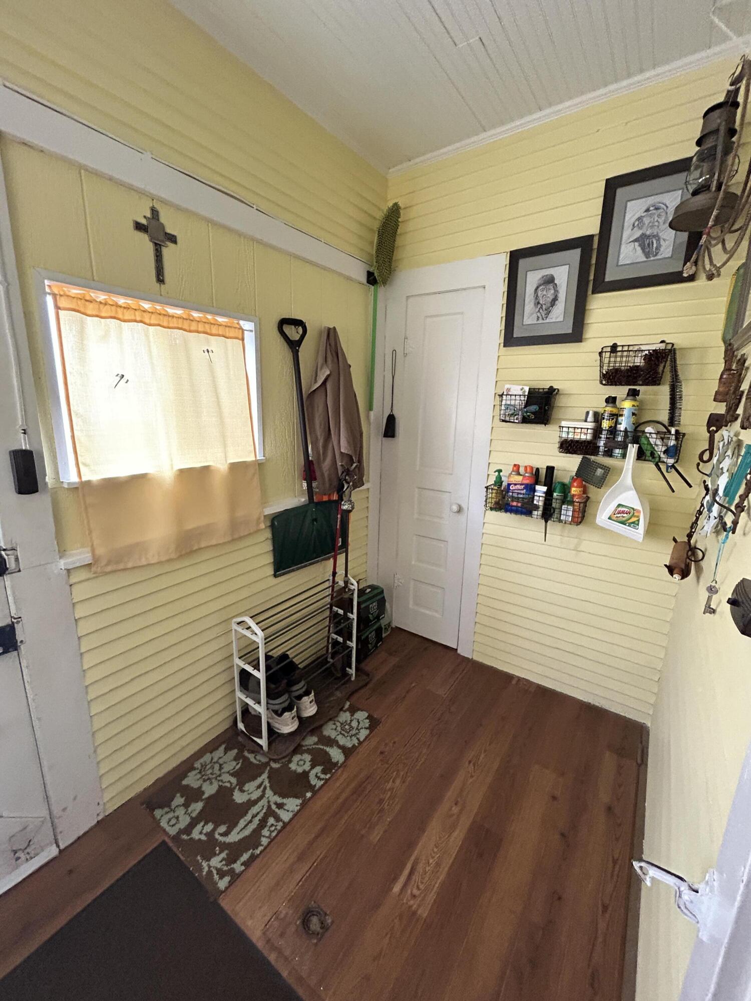 106 S Vilhauer St