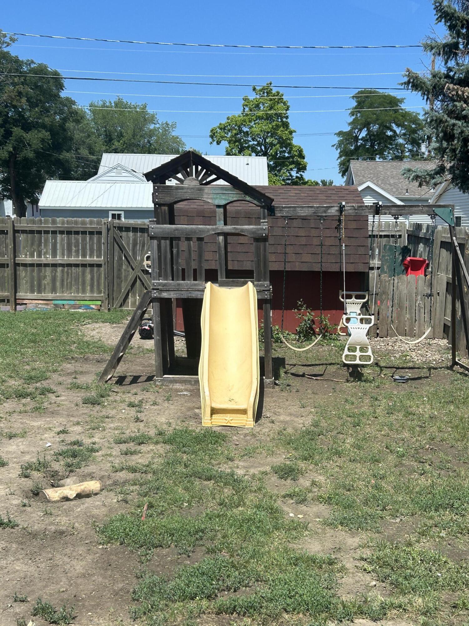 500 E 11th Ave