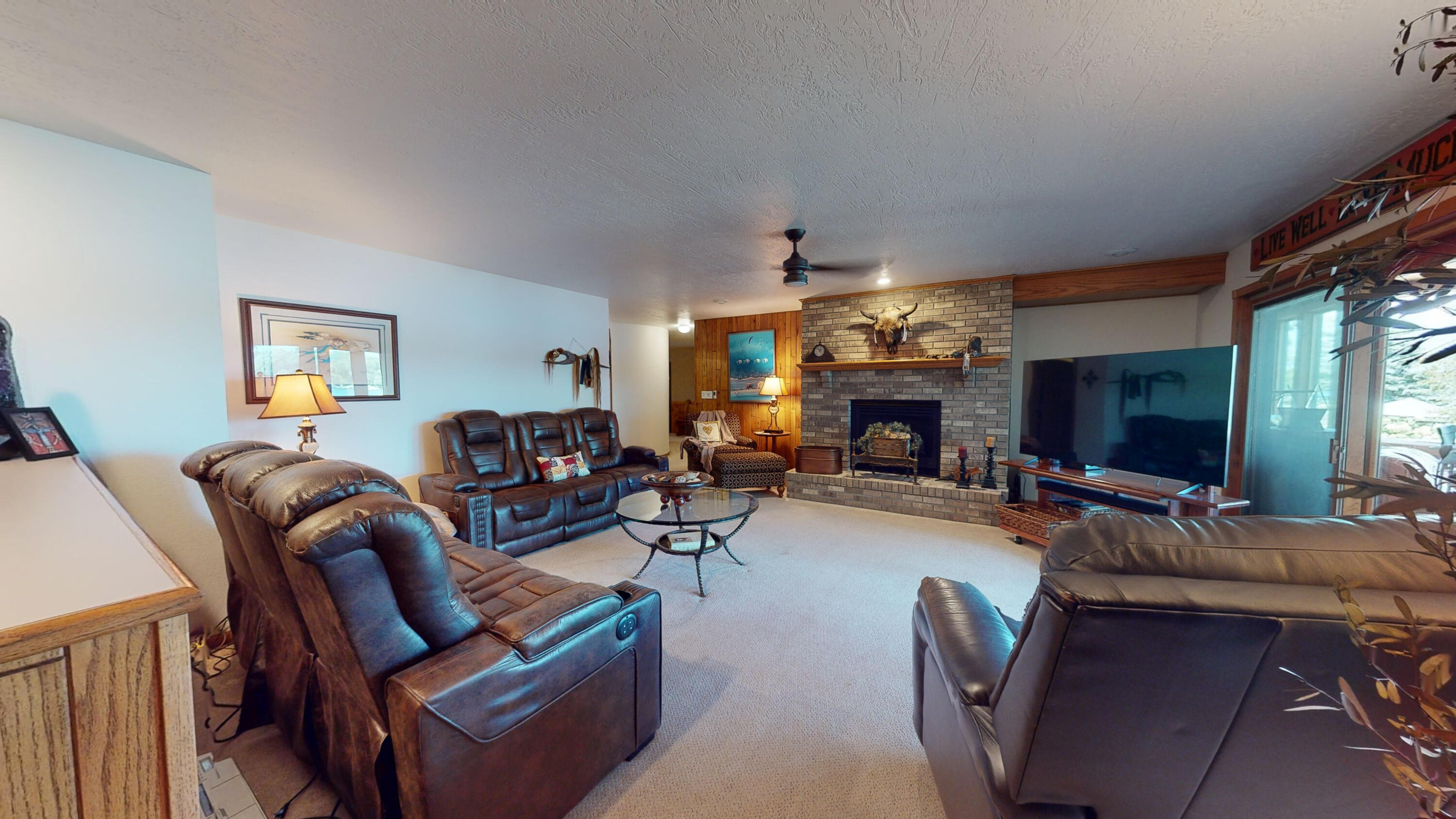 29 S Harmon Dr