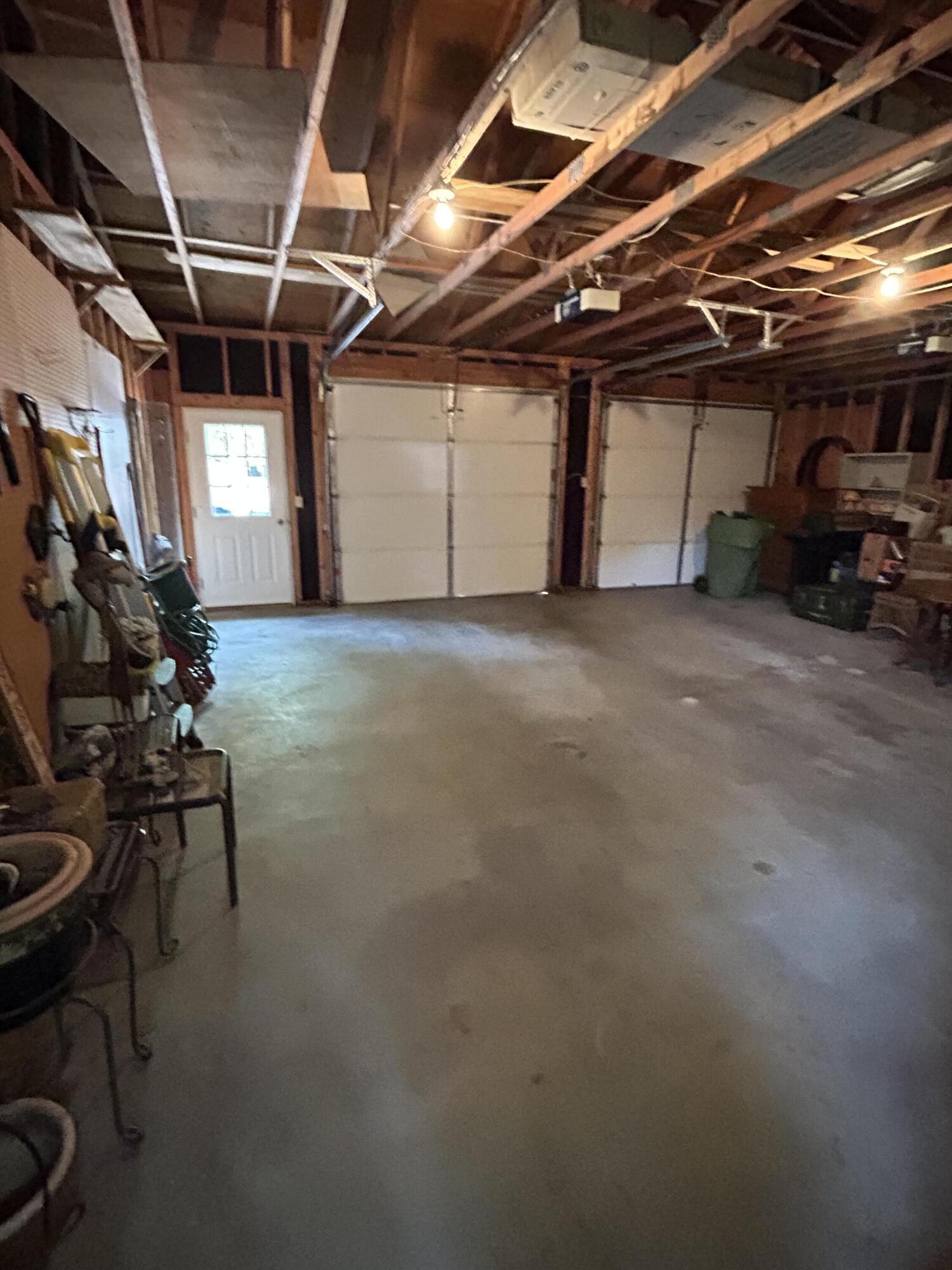 910 Foss Place