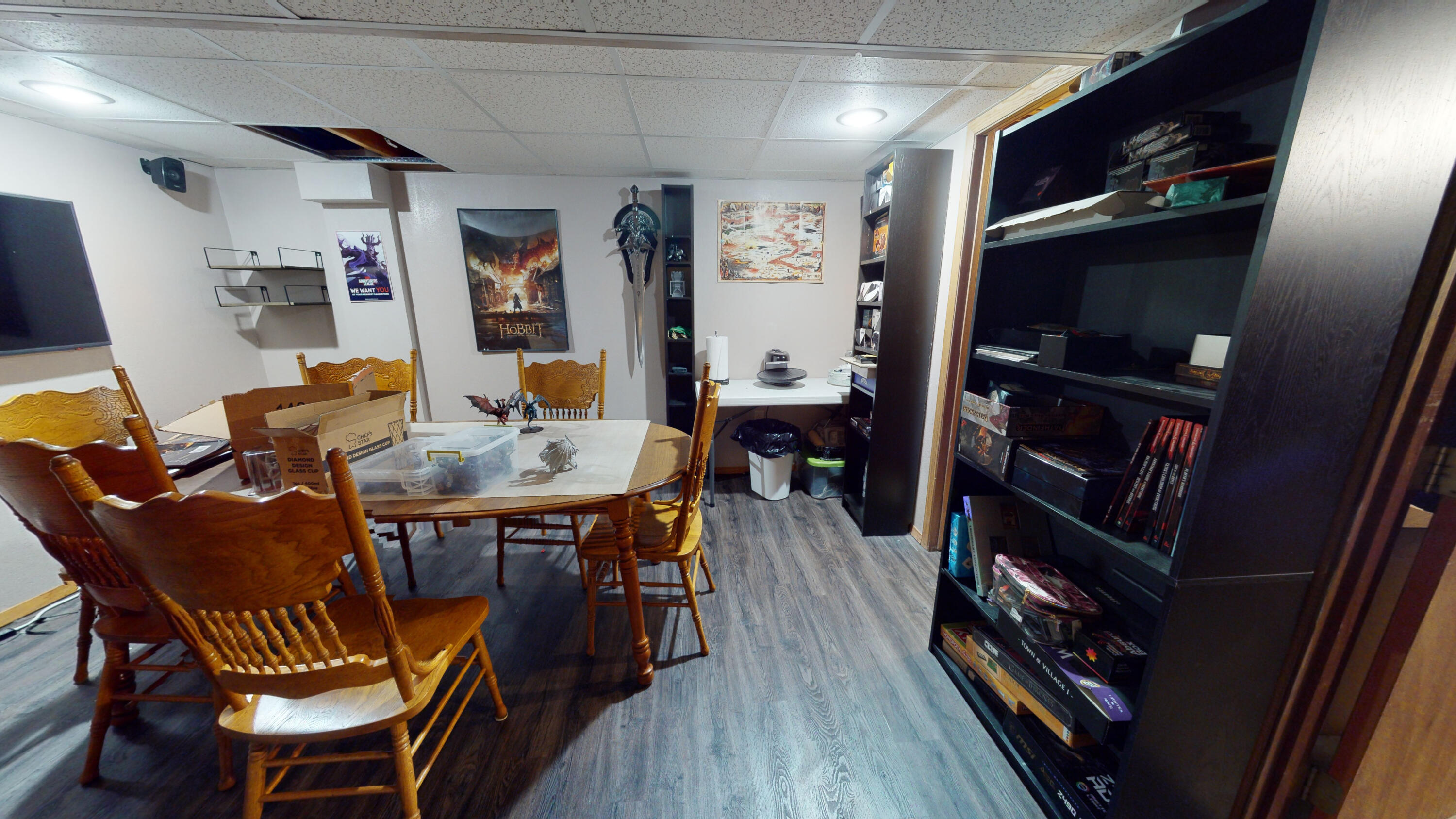 1016 W Cedar Ave