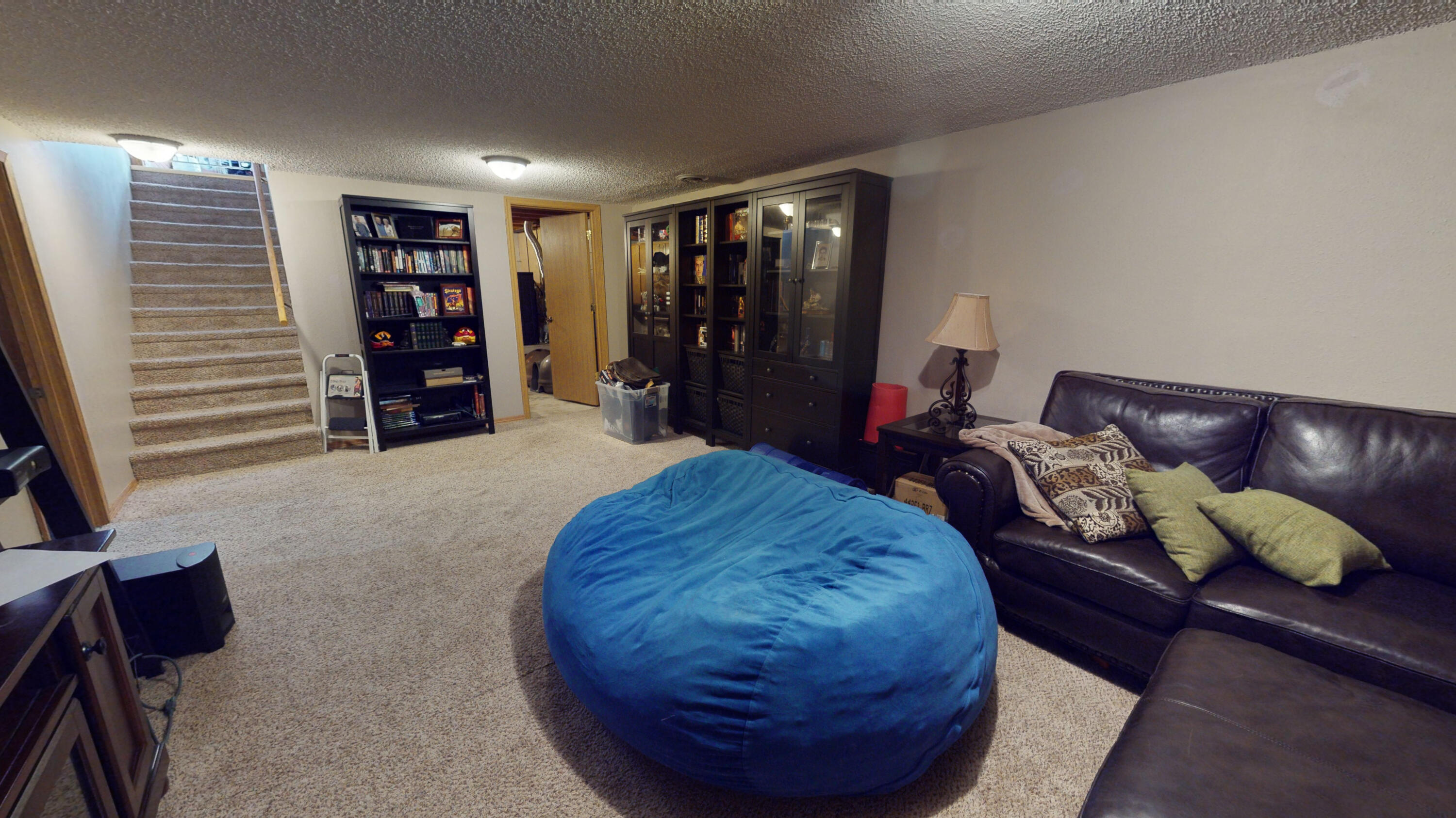 1016 W Cedar Ave