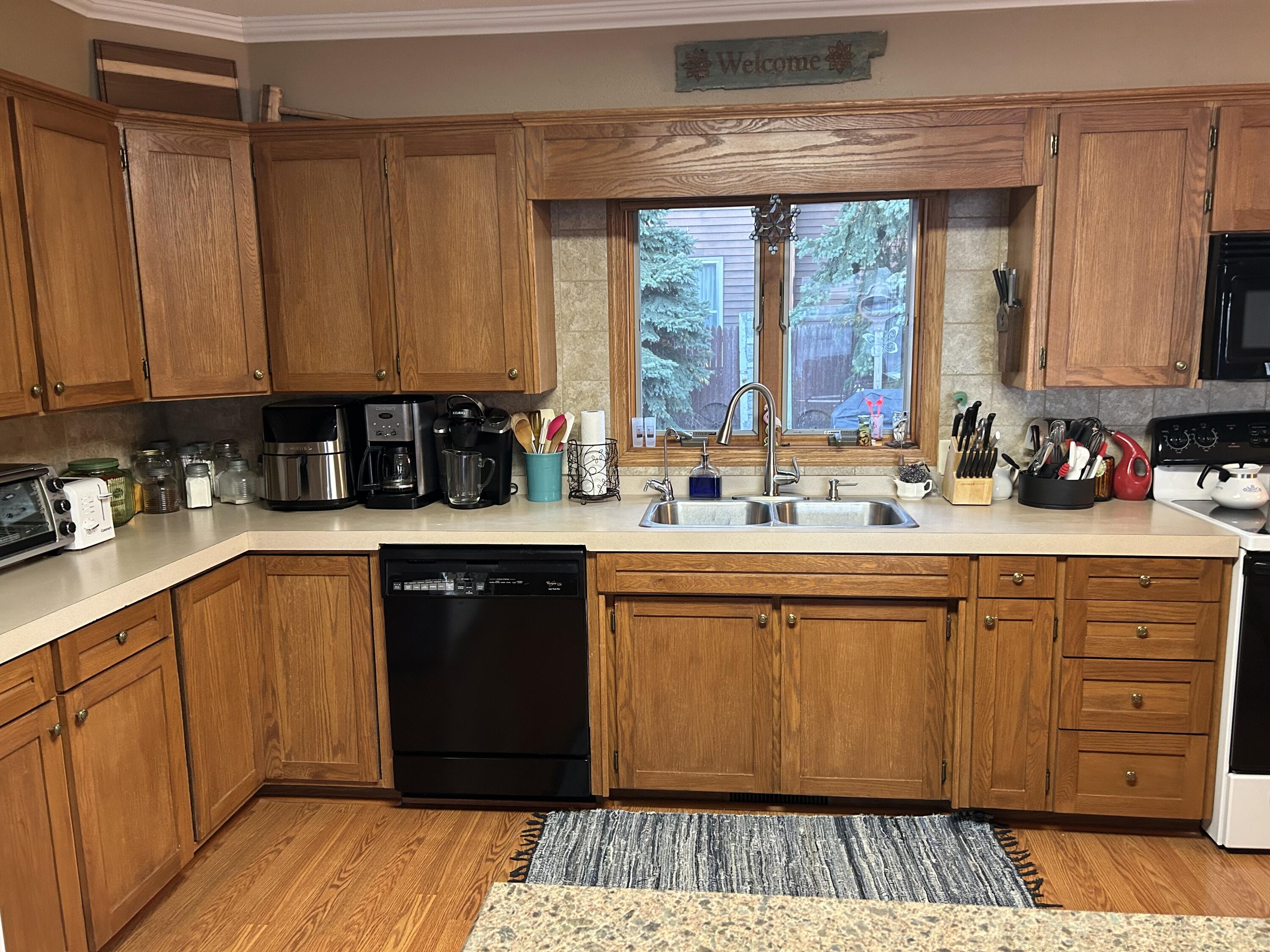 120 W 9th St