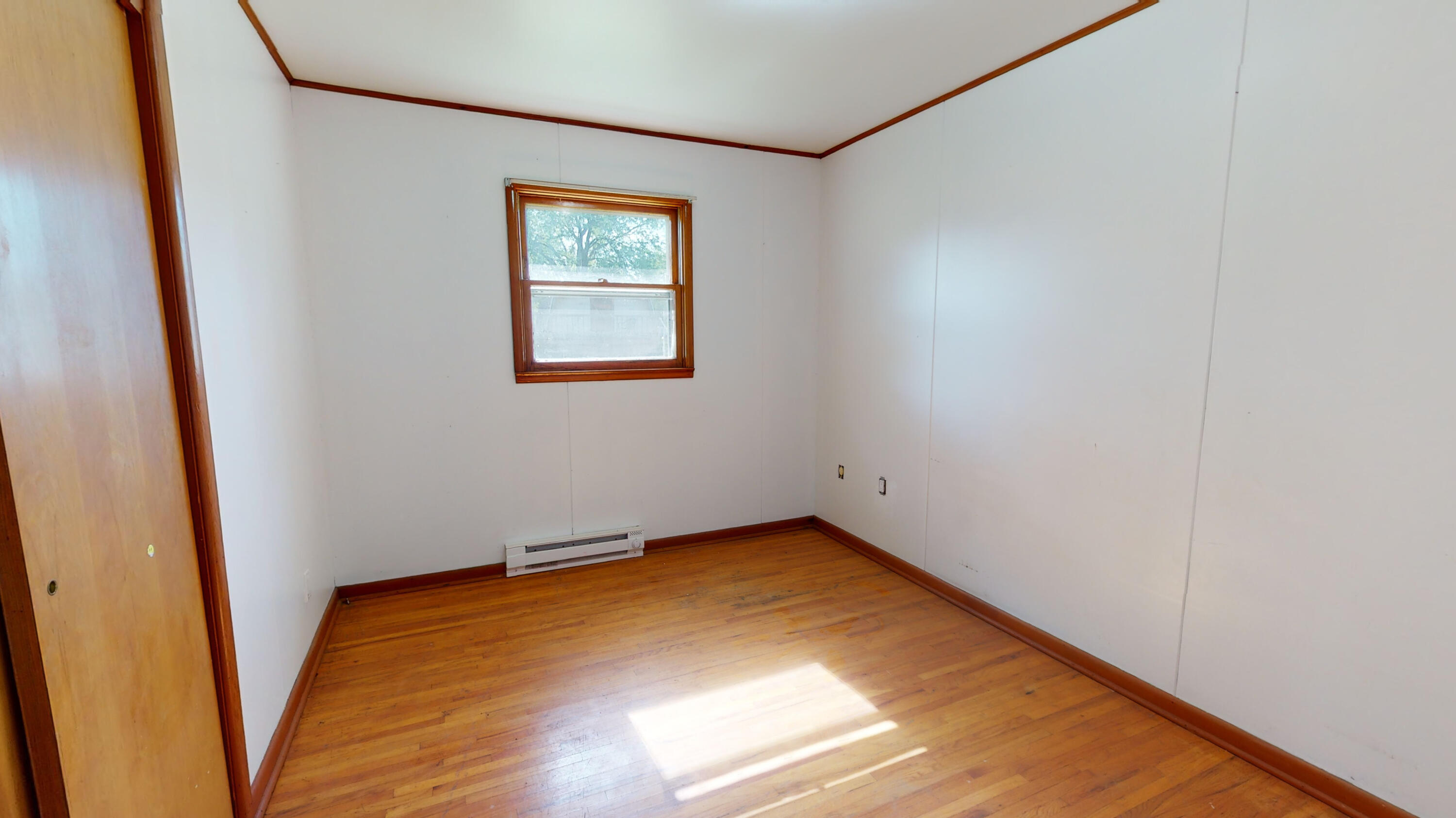 103 N Wallace