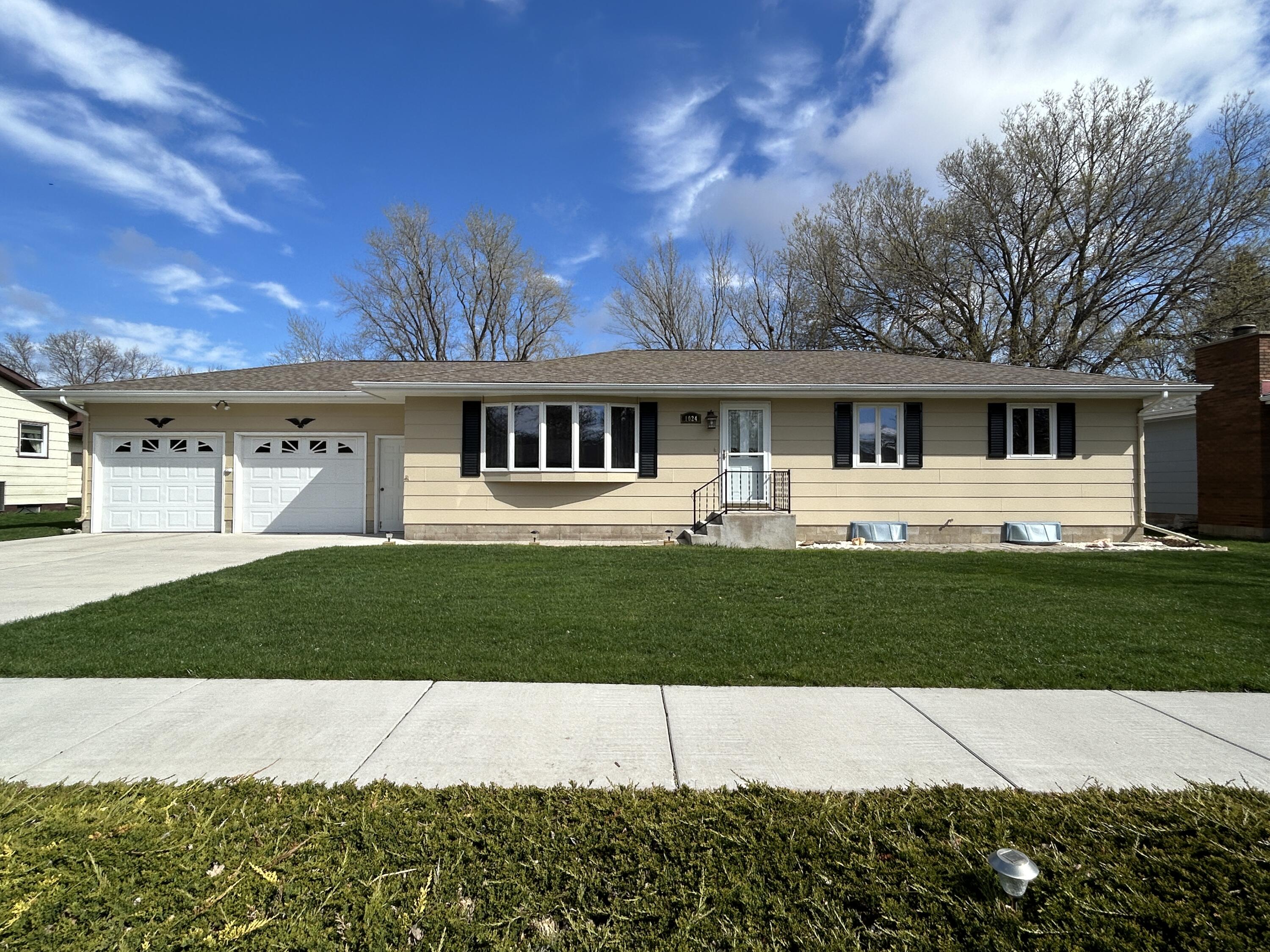 1024 Palmer Place