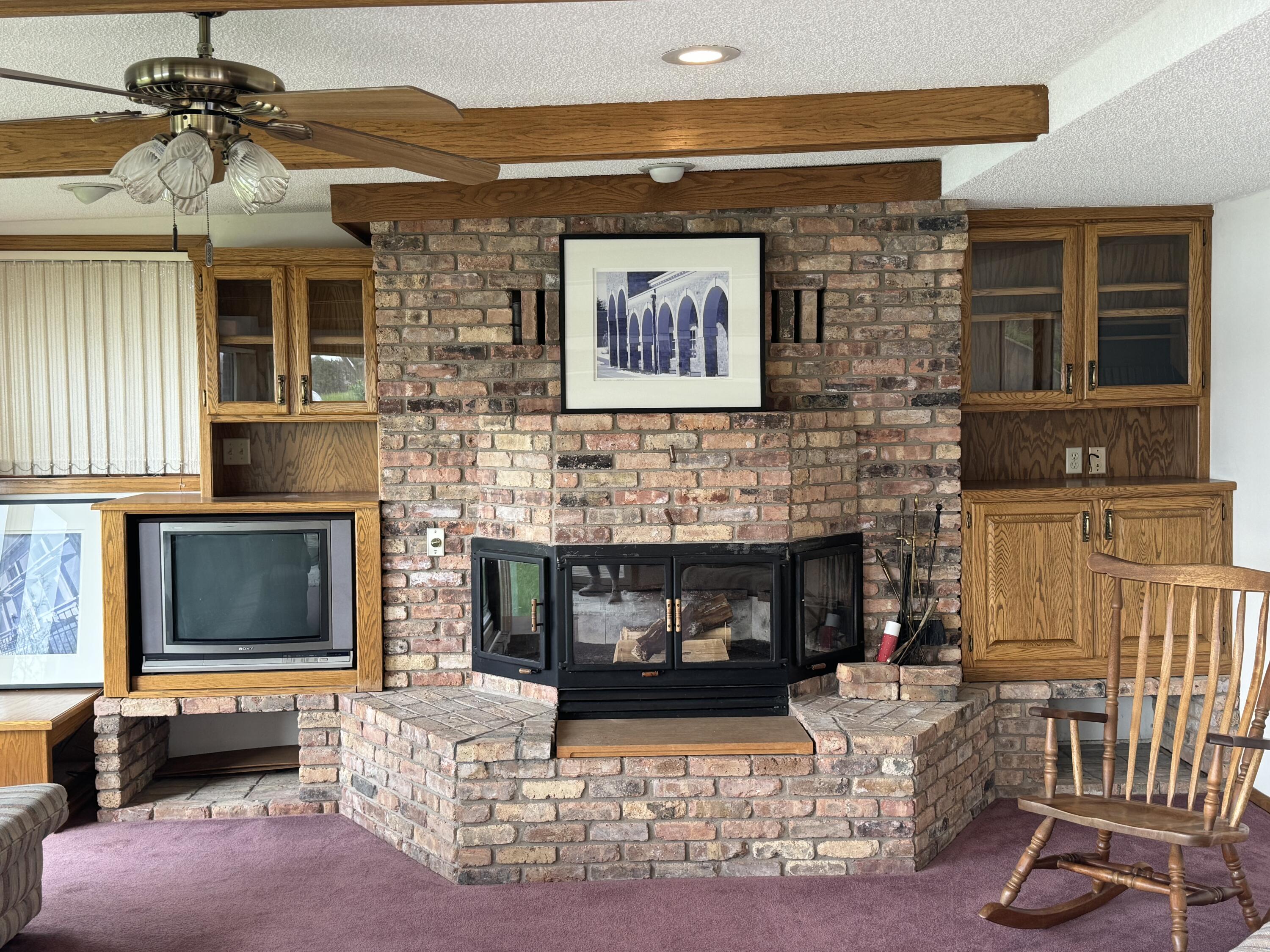 155 S Harmon Dr
