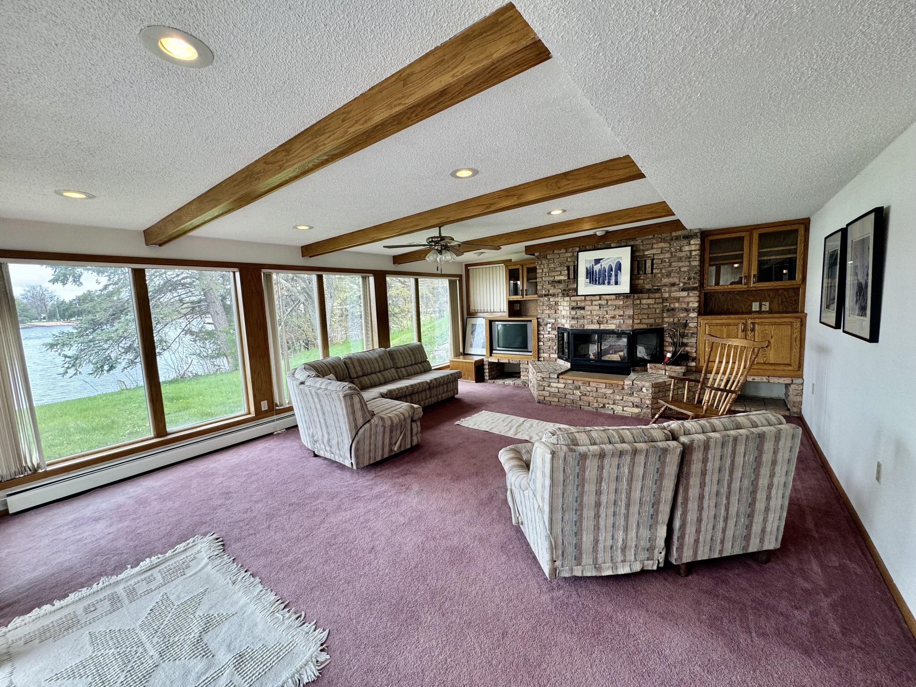 155 S Harmon Dr