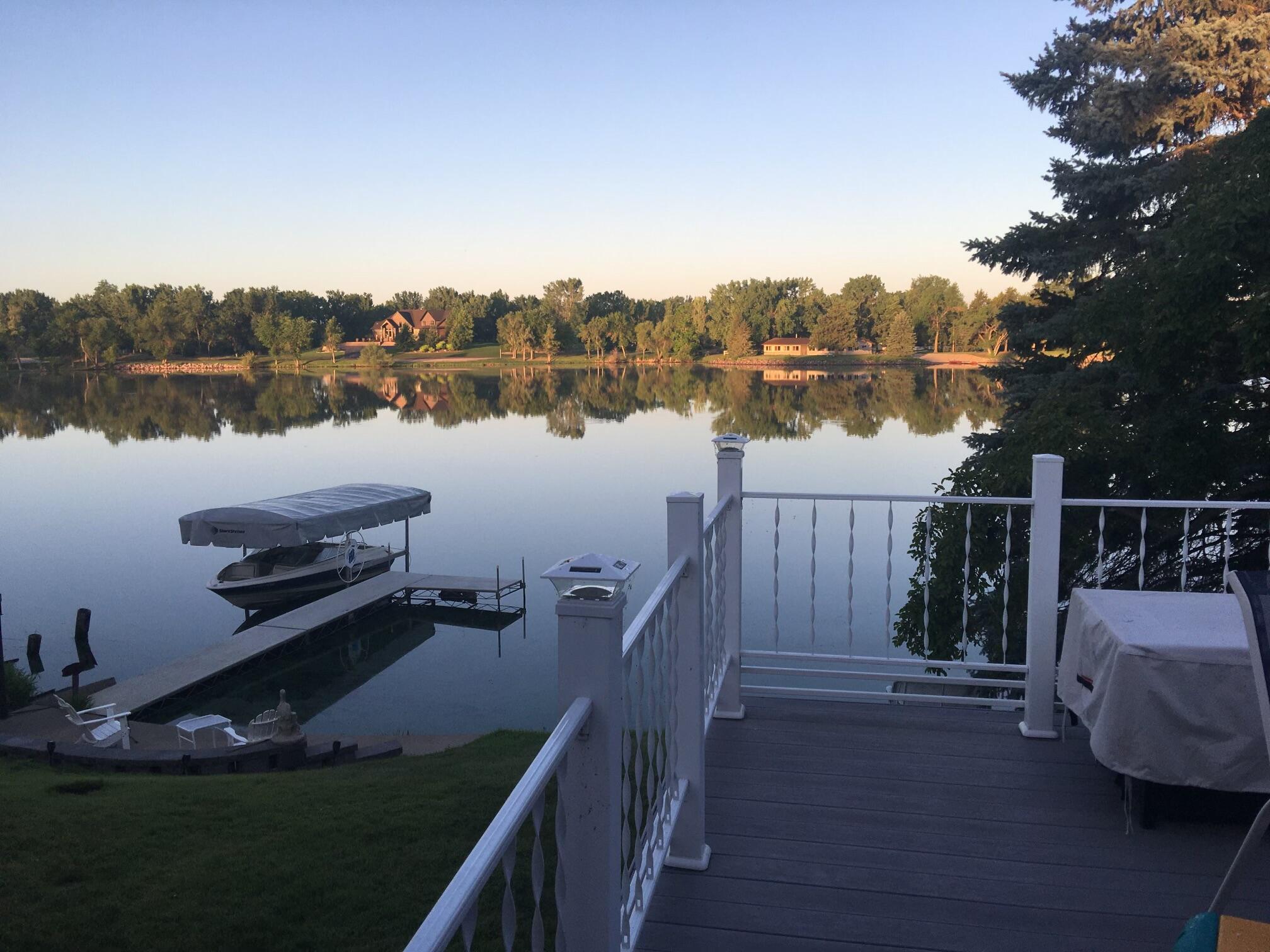 155 S Harmon Dr