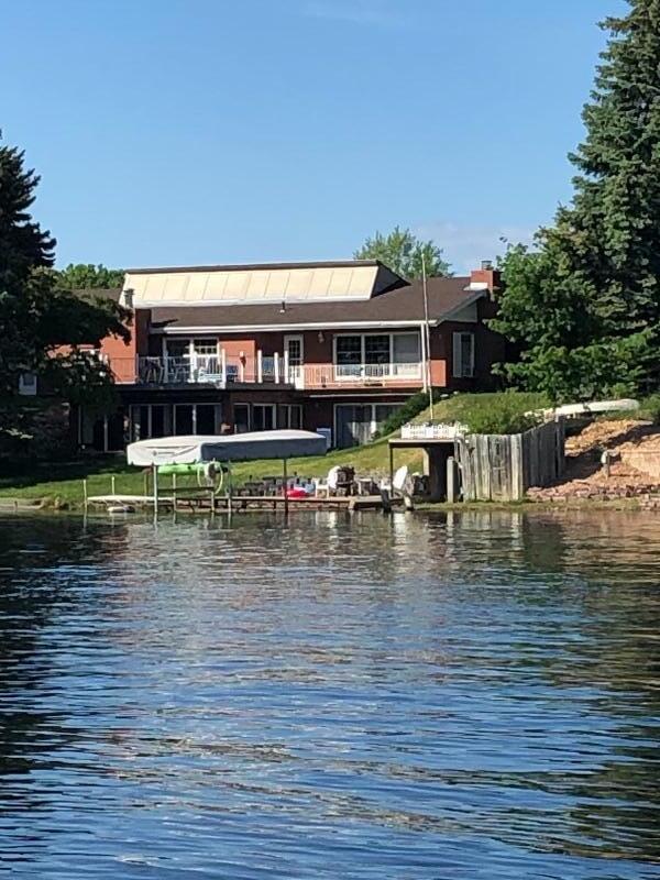 155 S Harmon Dr