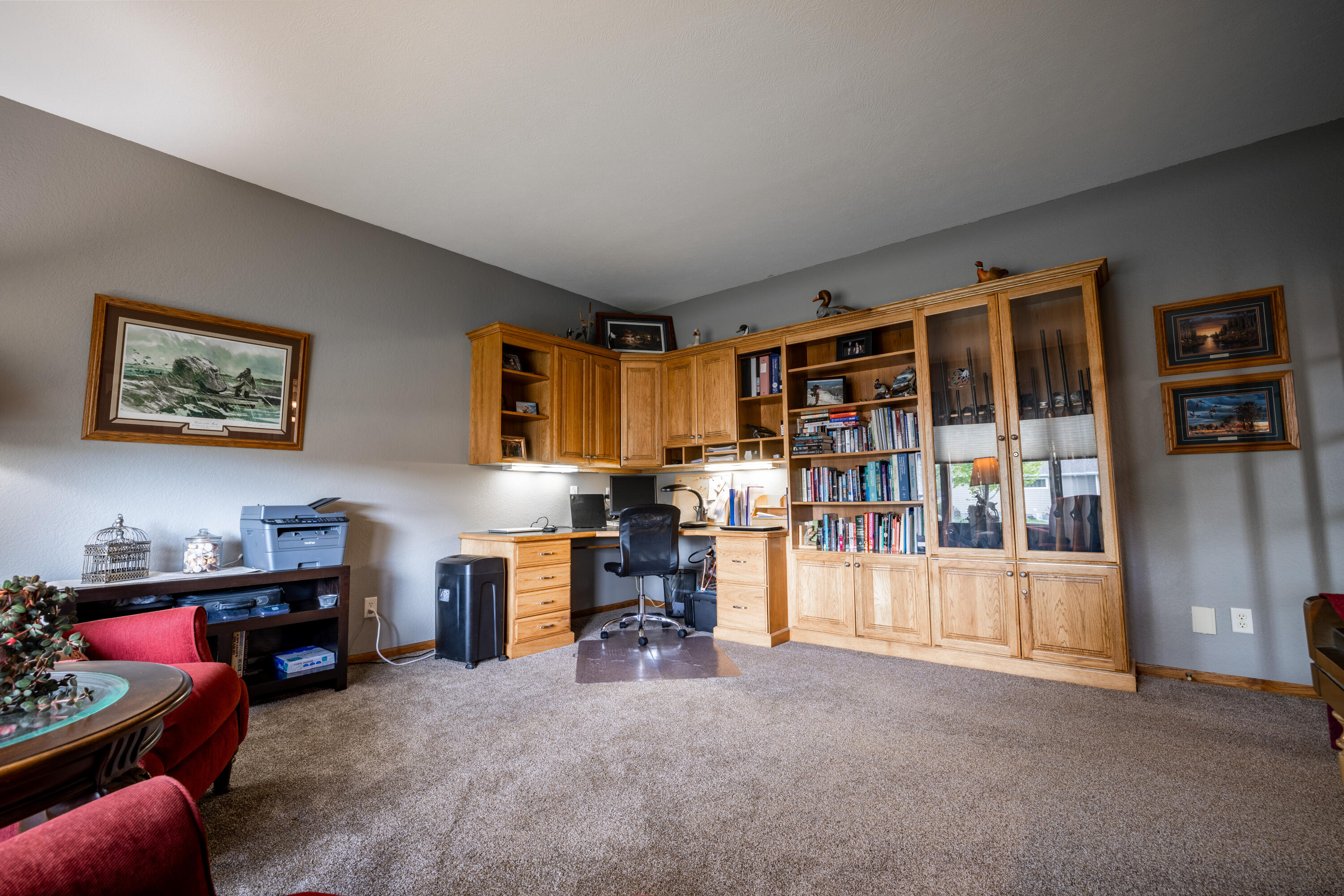 2904 Thunderbird Dr