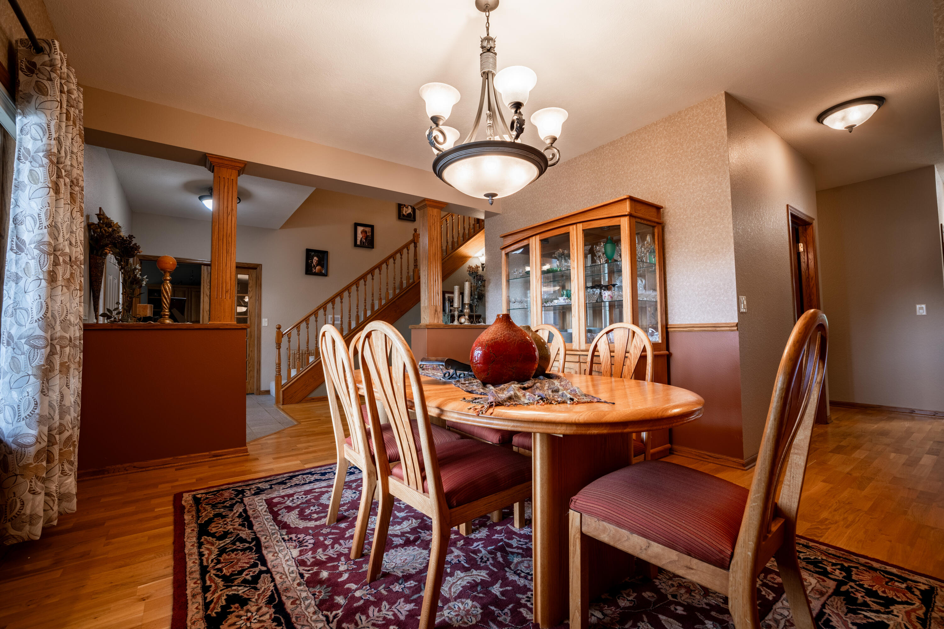 2904 Thunderbird Dr