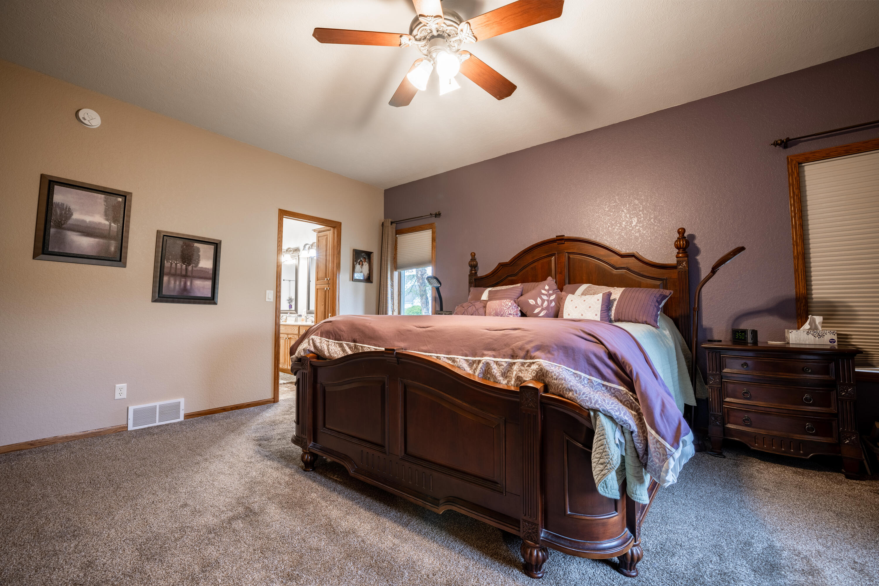 2904 Thunderbird Dr