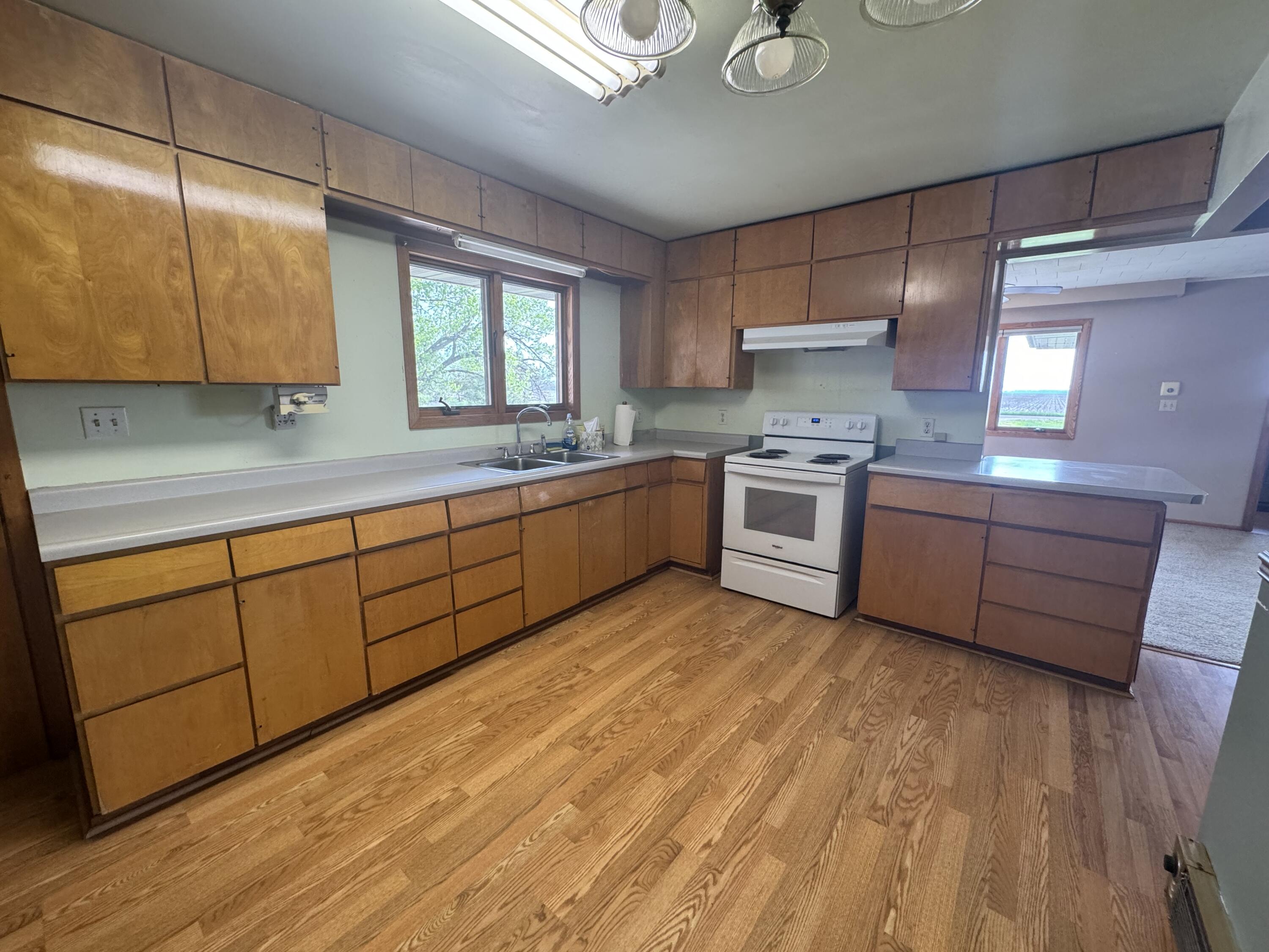 24385 393rd Ave