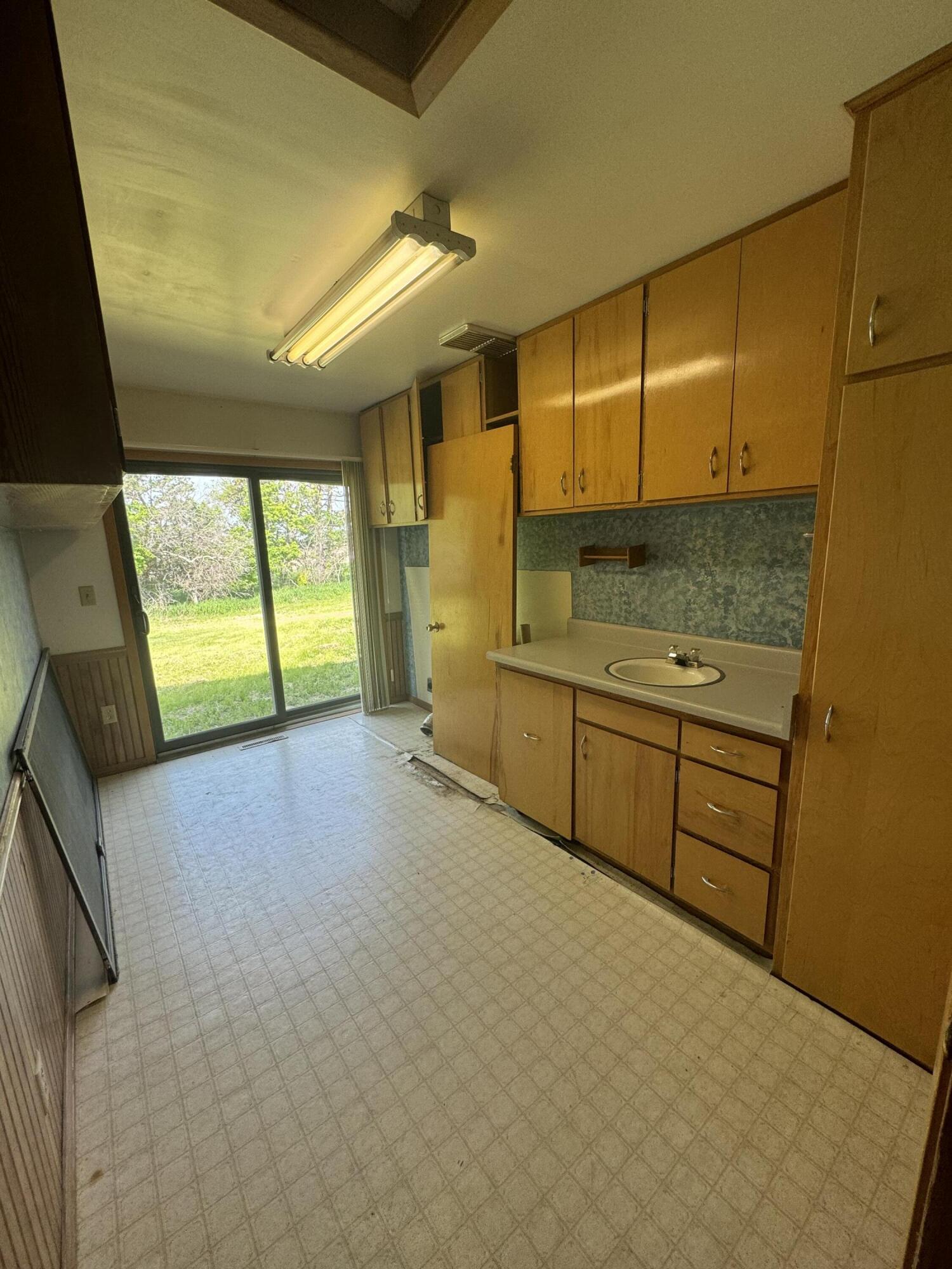 24385 393rd Ave