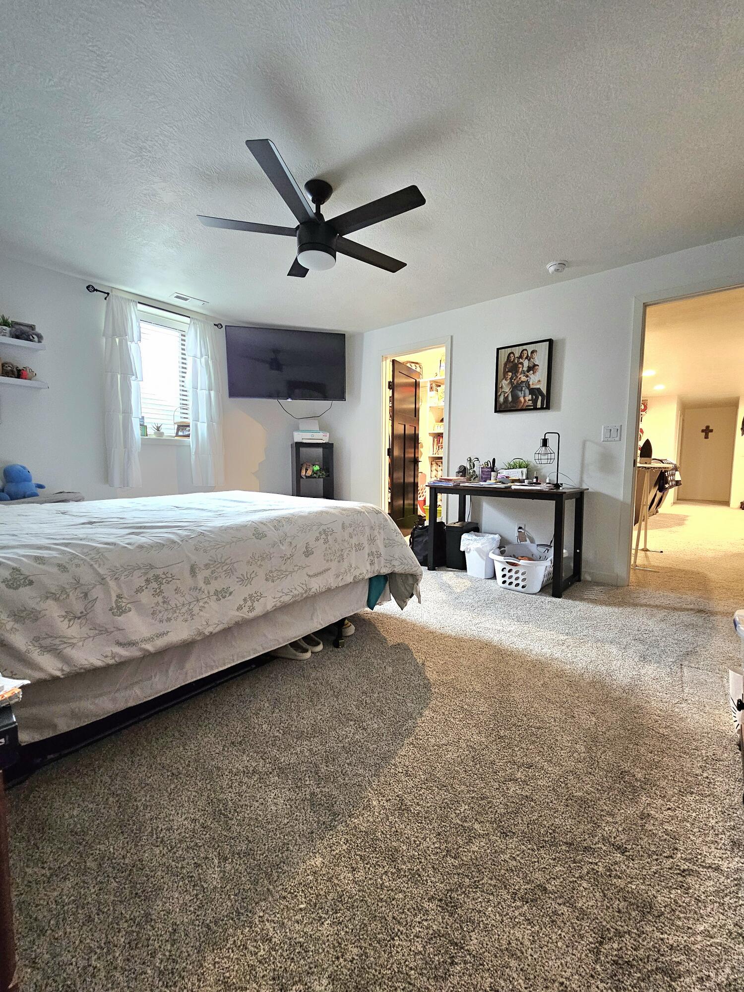 2306 Urbana Dr