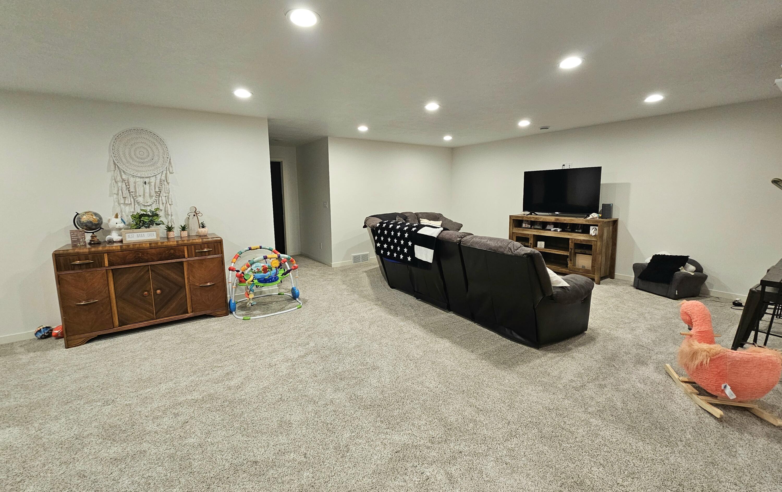 2306 Urbana Dr