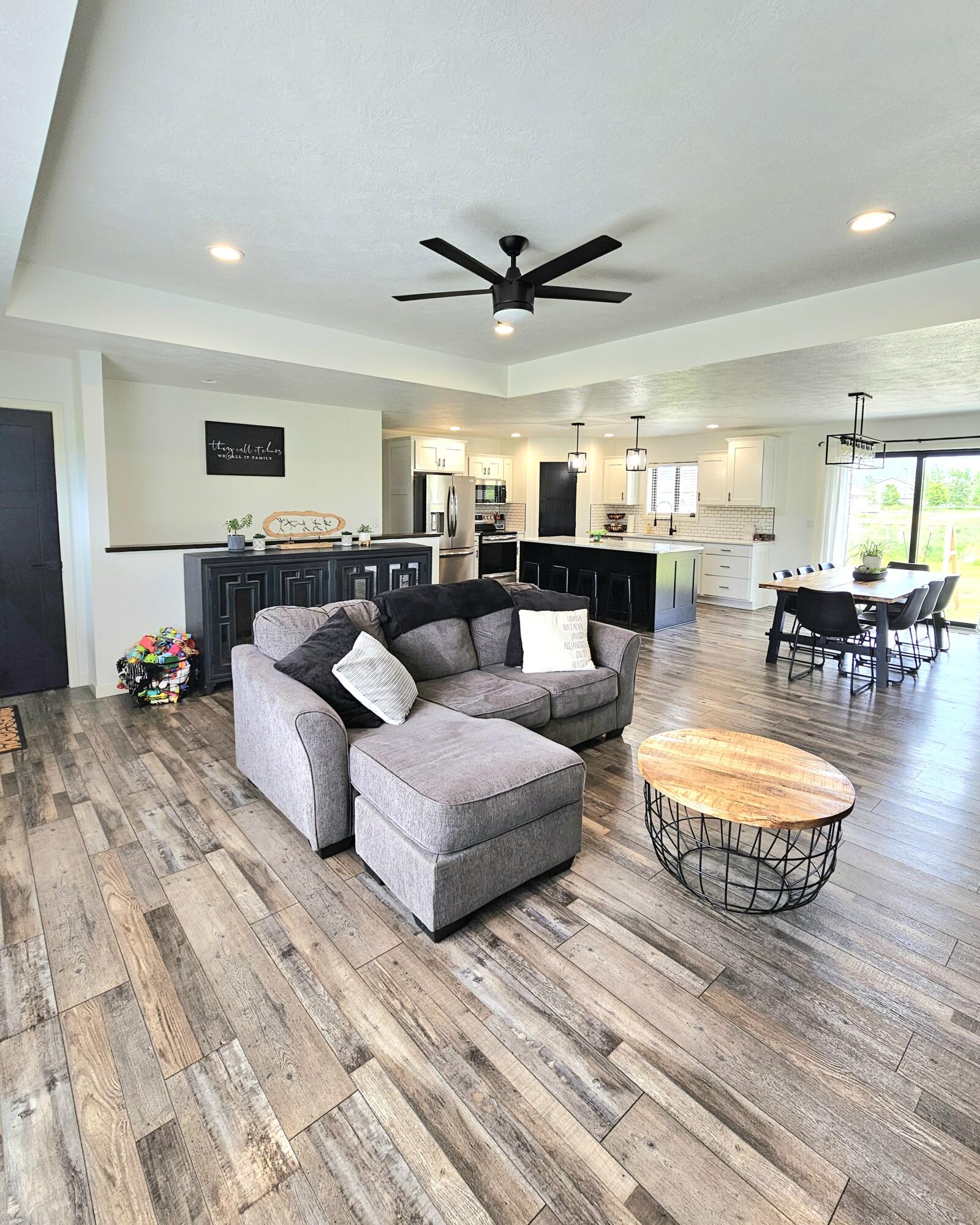 2306 Urbana Dr
