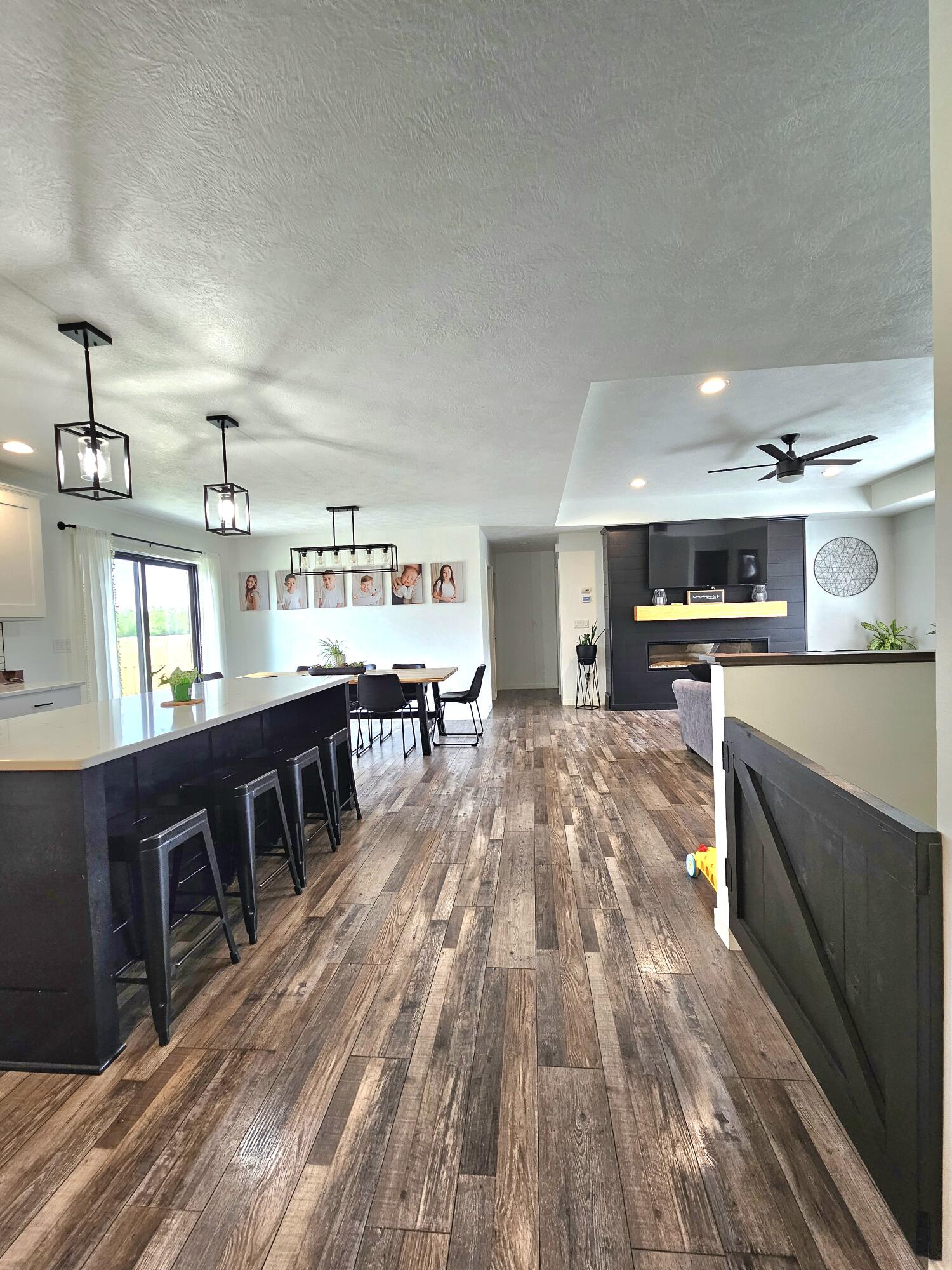 2306 Urbana Dr