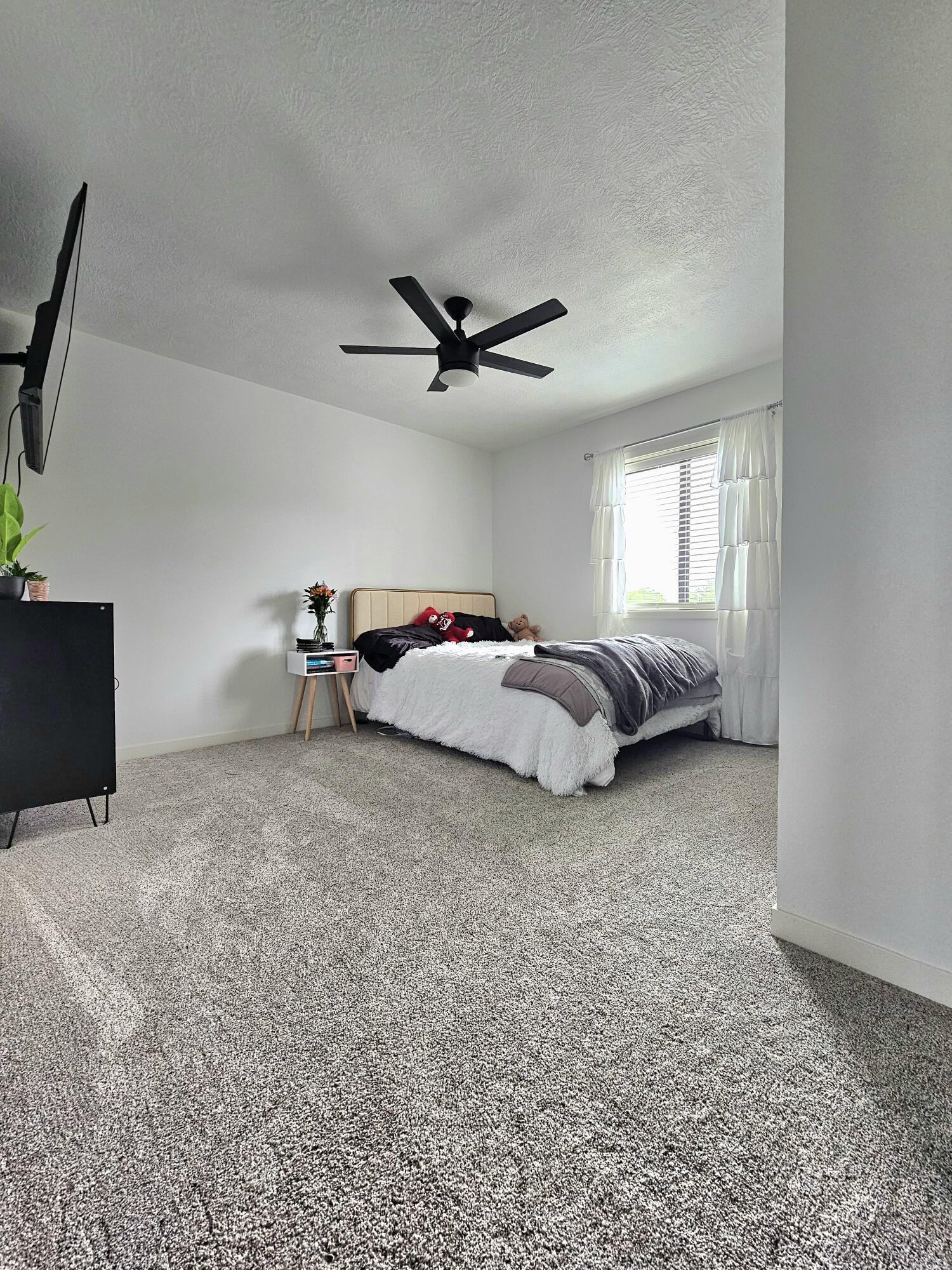2306 Urbana Dr