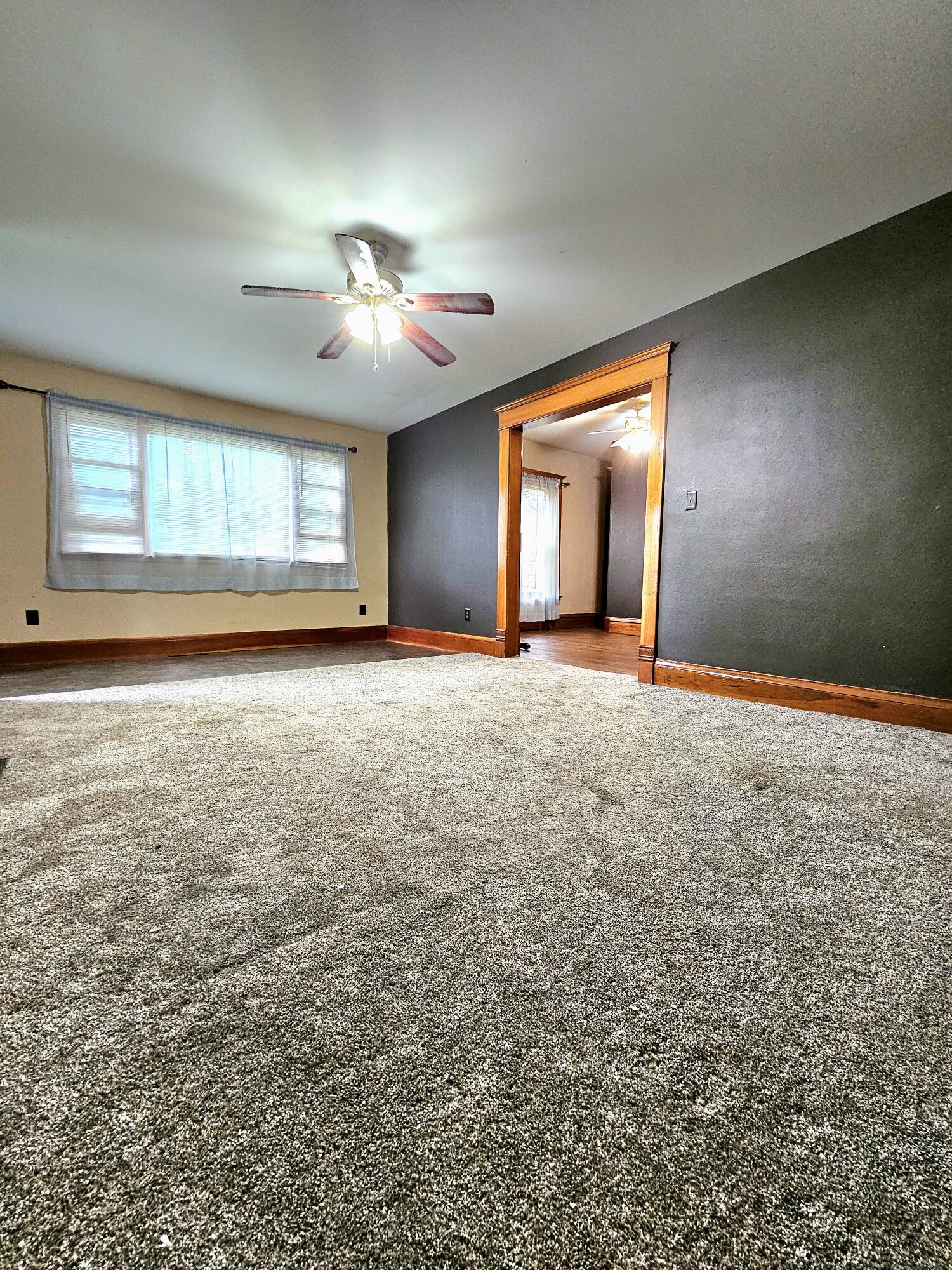 219 E Main