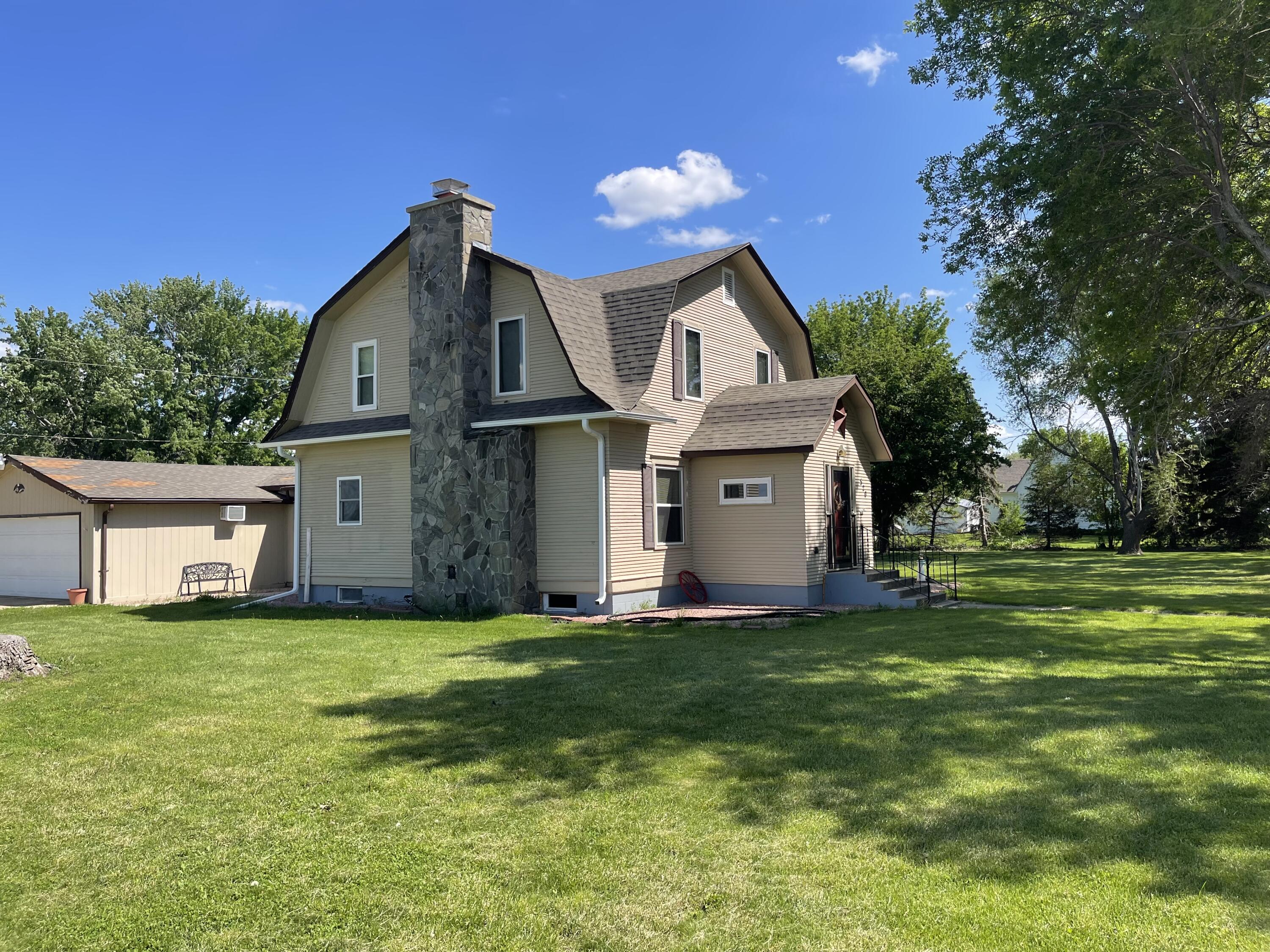 520 N Main St