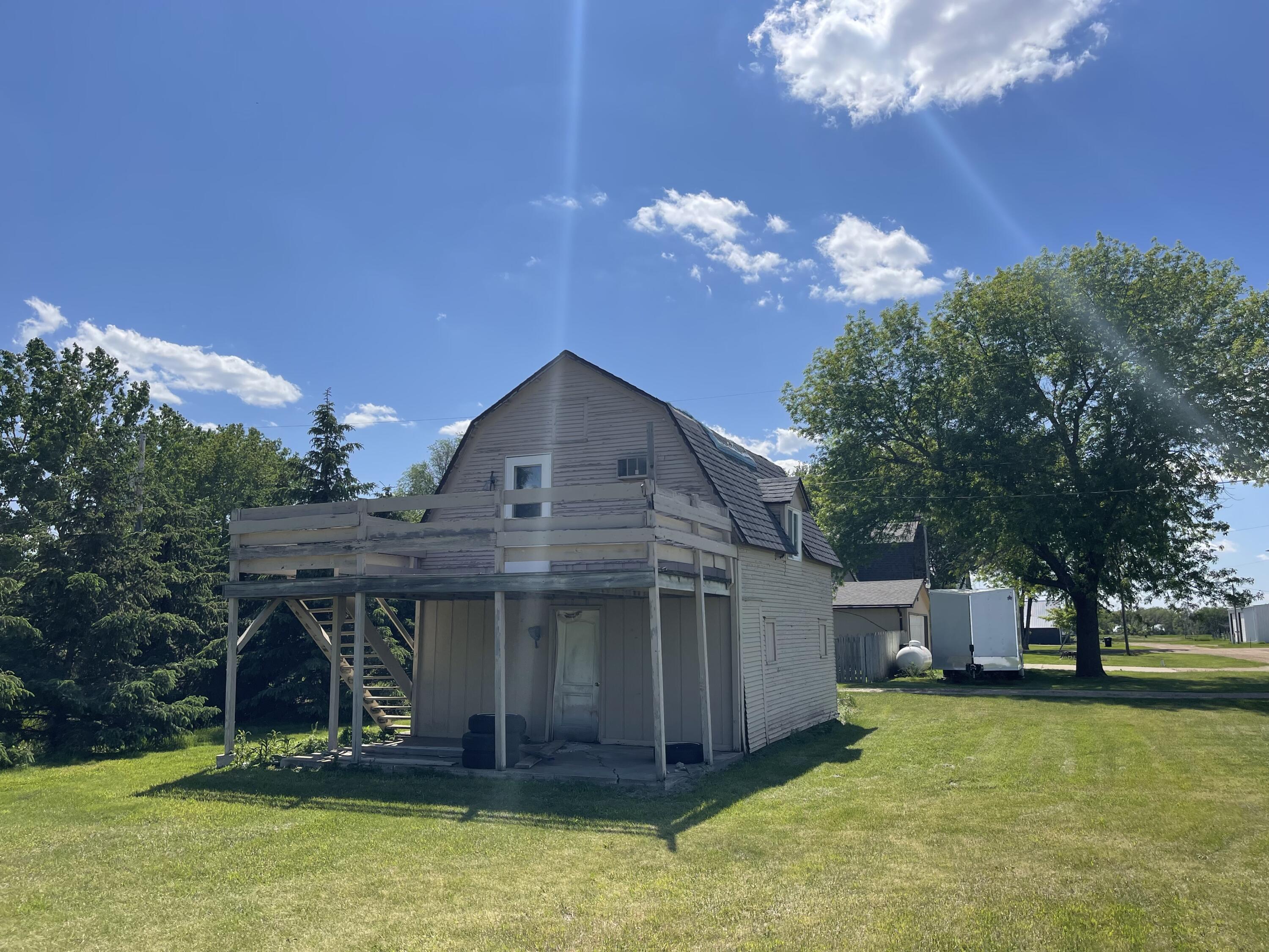 520 N Main St
