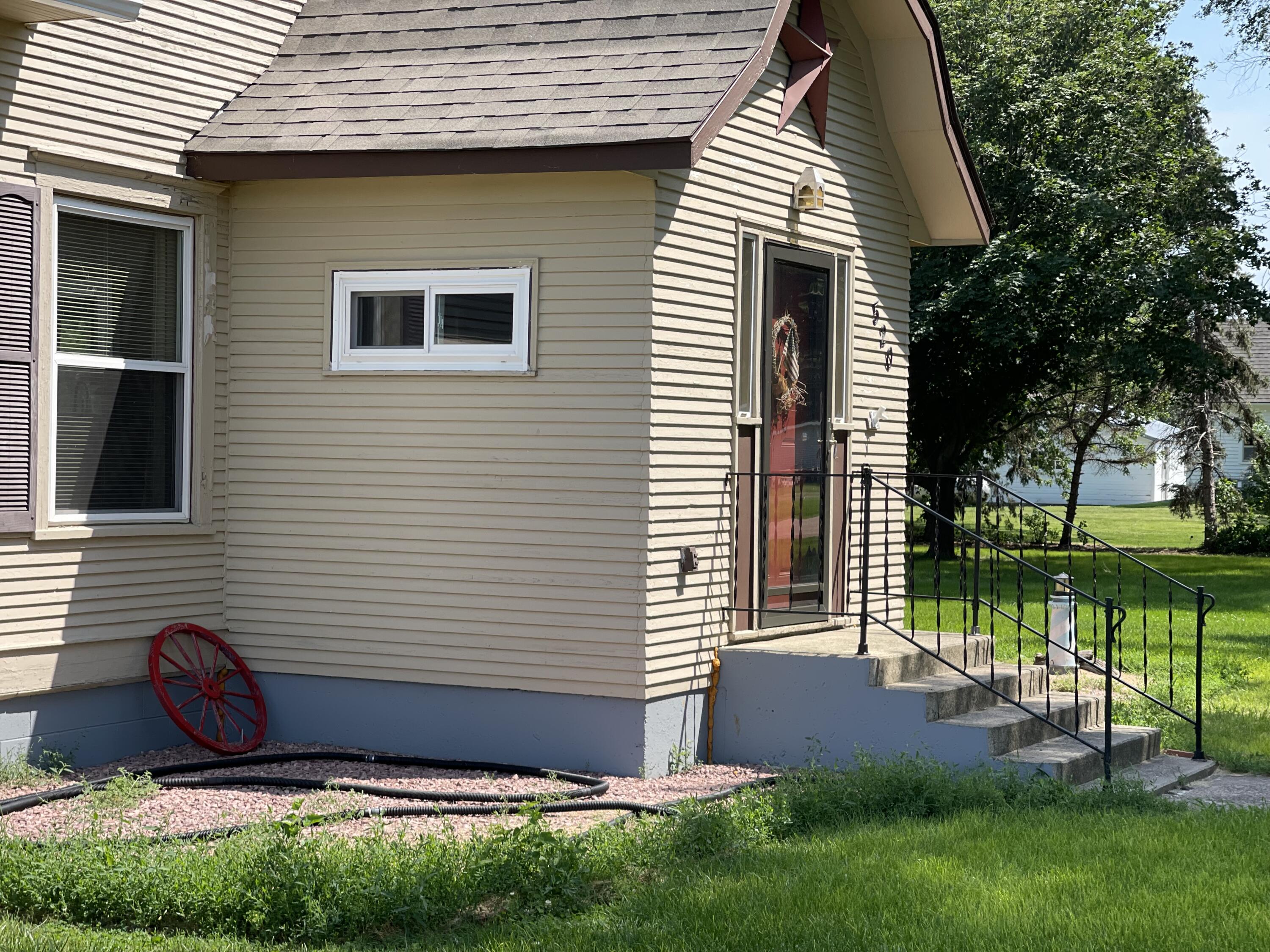 520 N Main St