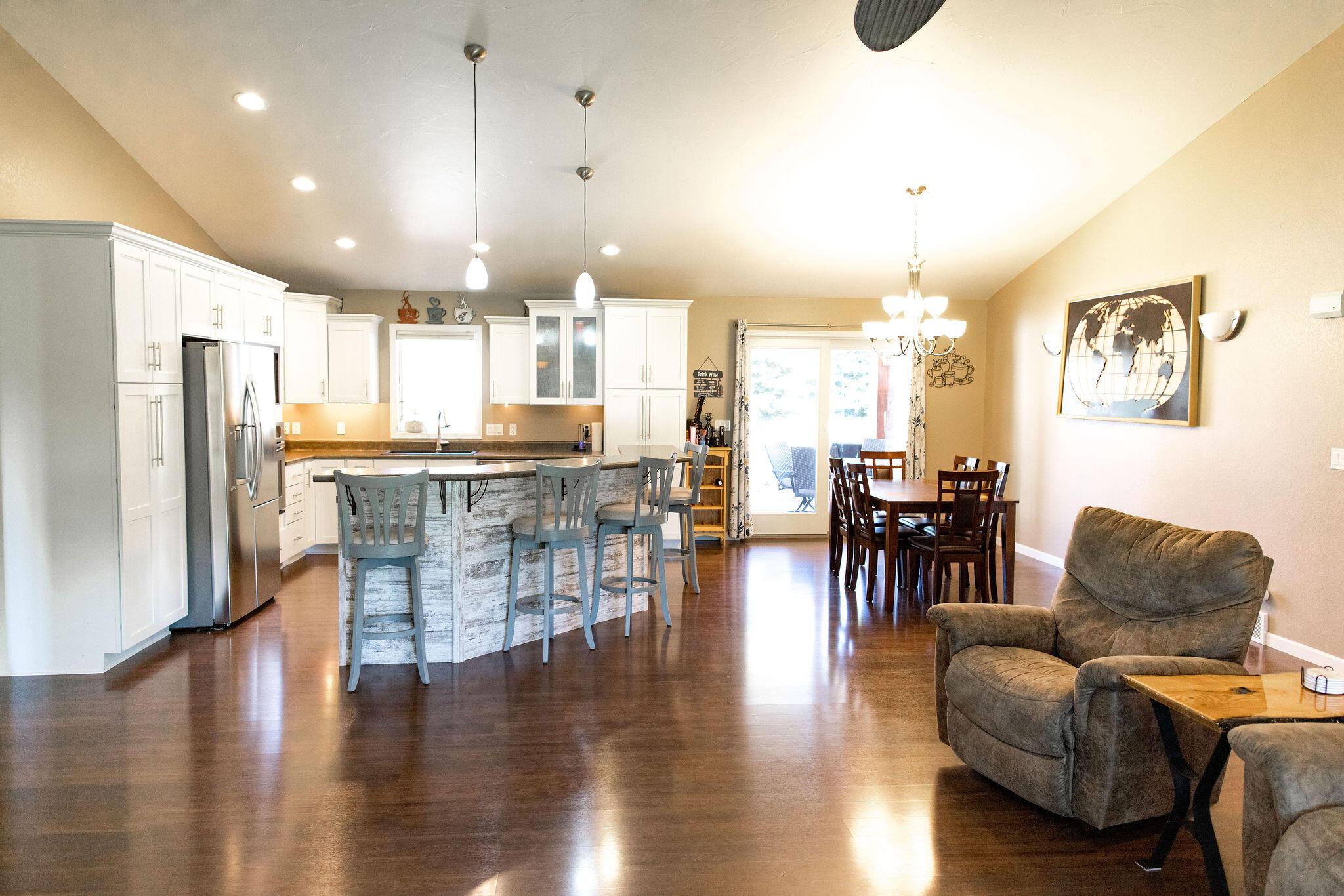 1428 Torrey Pines Ave