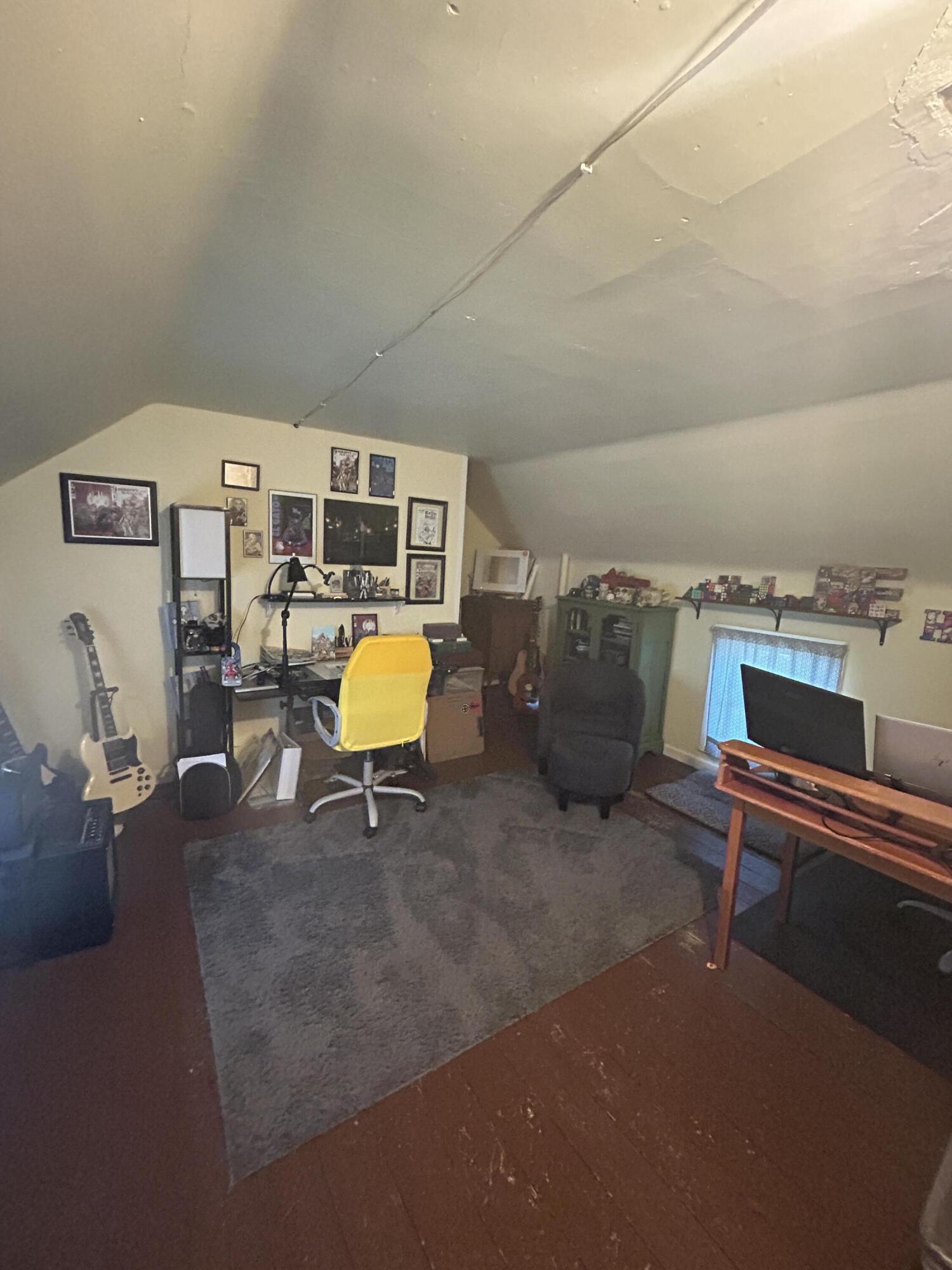 818 E 7th Ave