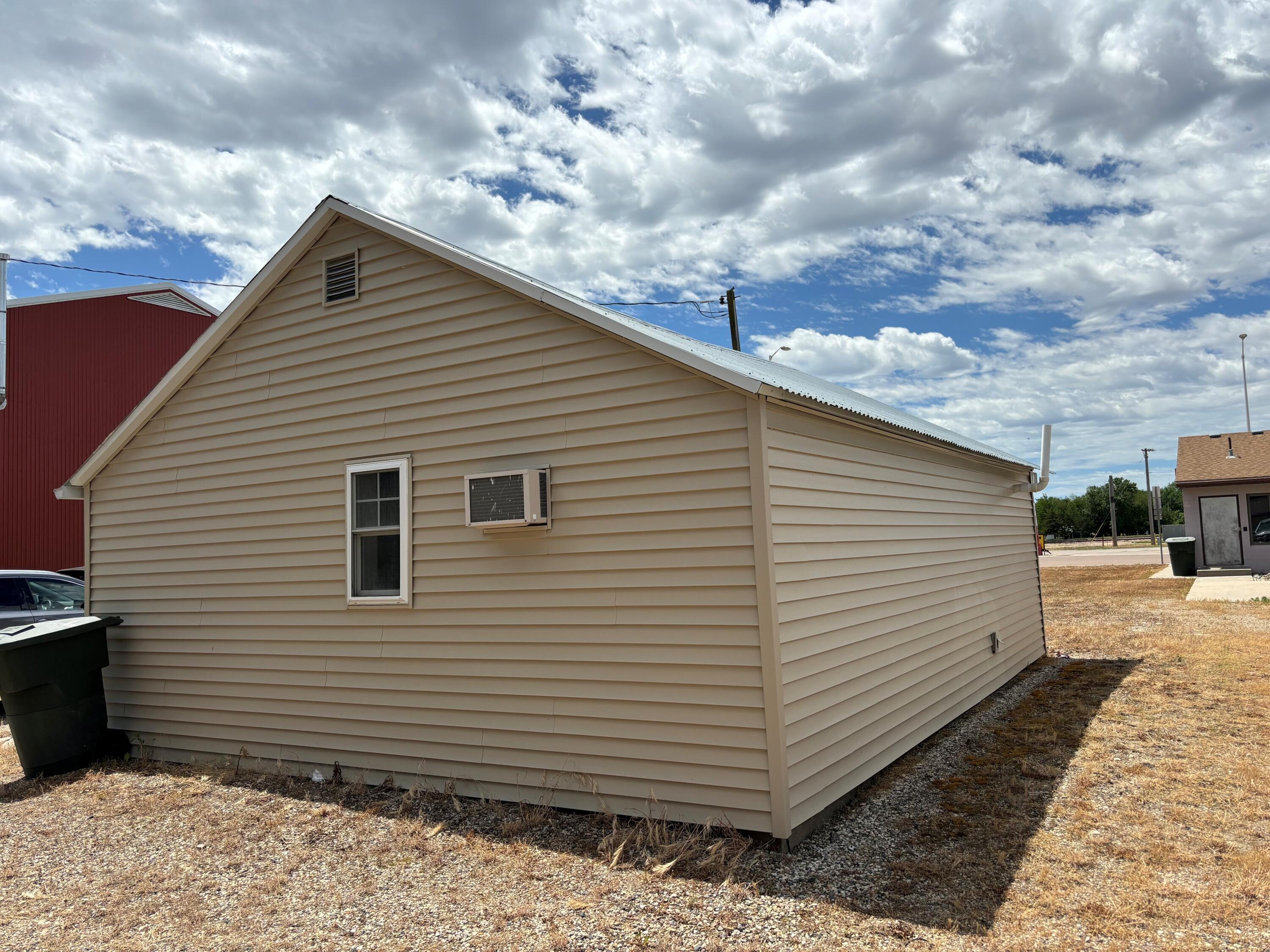 312 S Main St