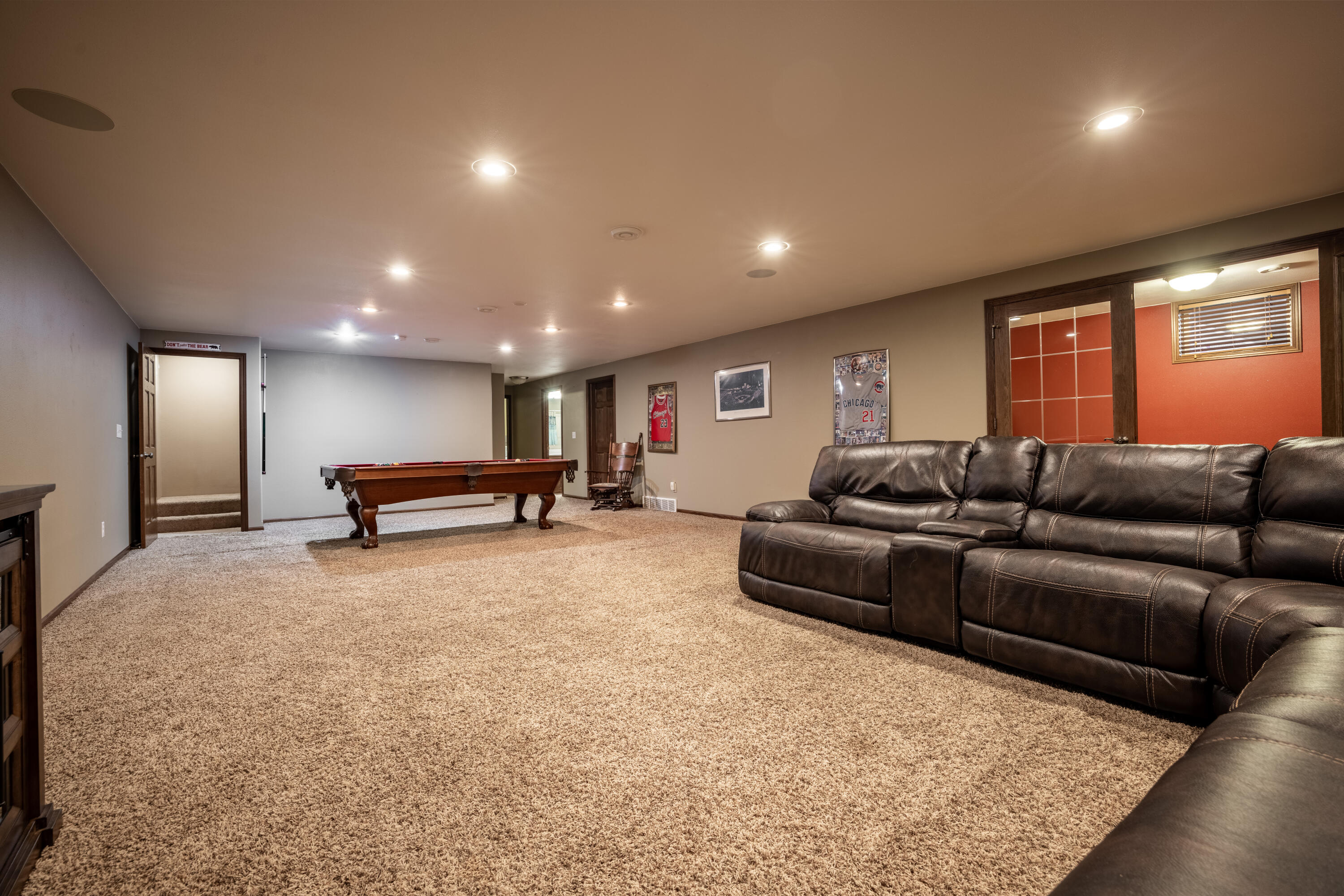 1513 Kemper Ave