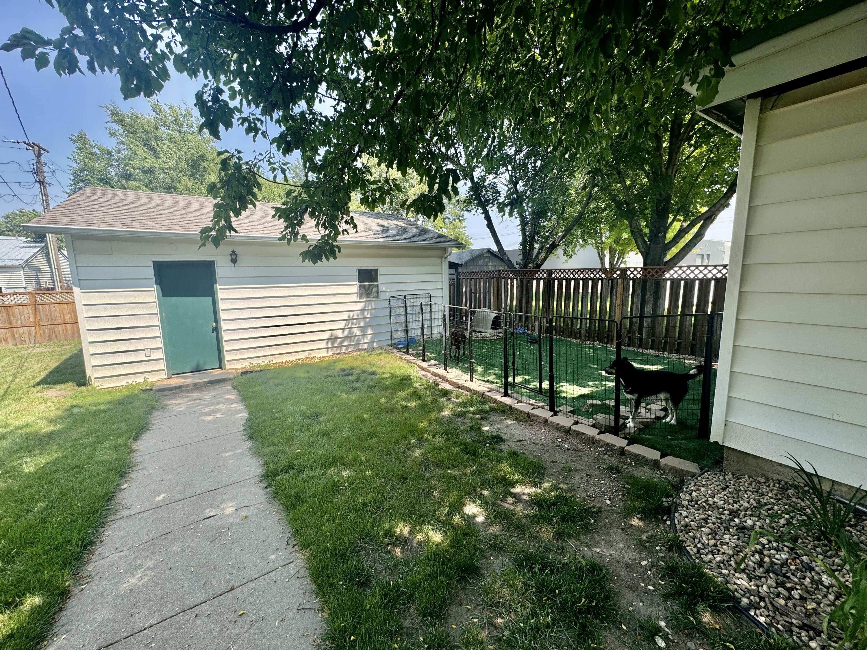 204 W 12th Ave