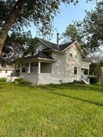 101 W Ash St