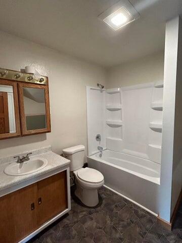 101 W Ash St