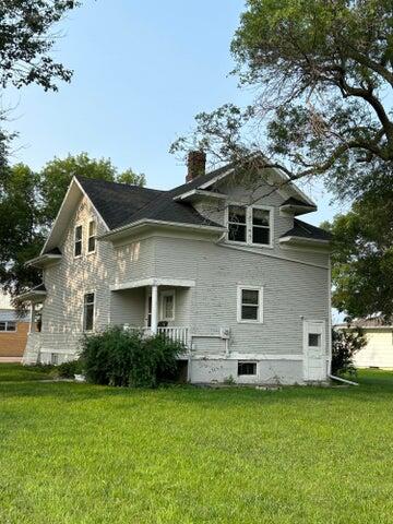 101 W Ash St
