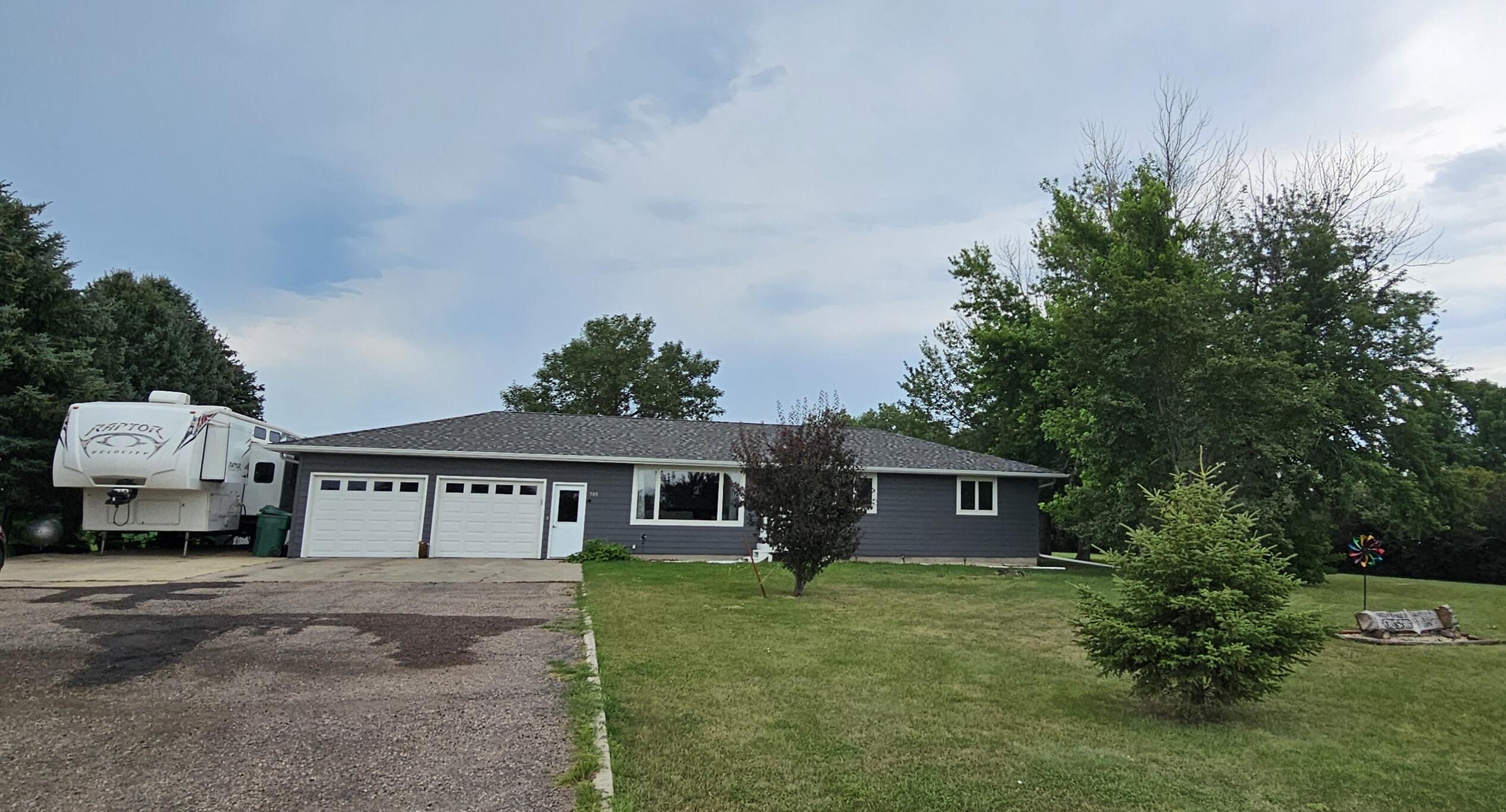 500 NE Commercial Ave