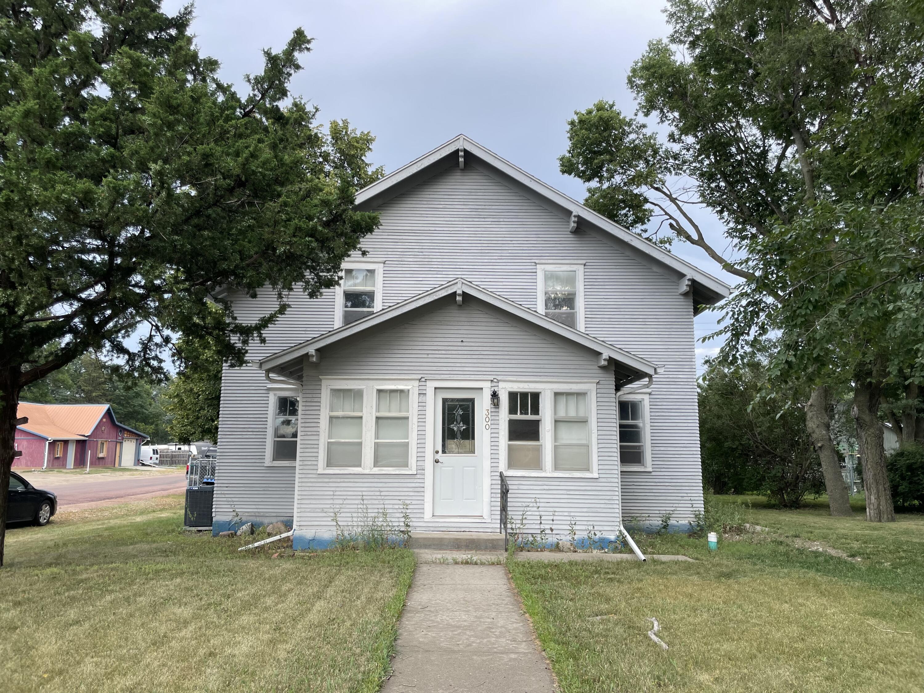 300 S Main St