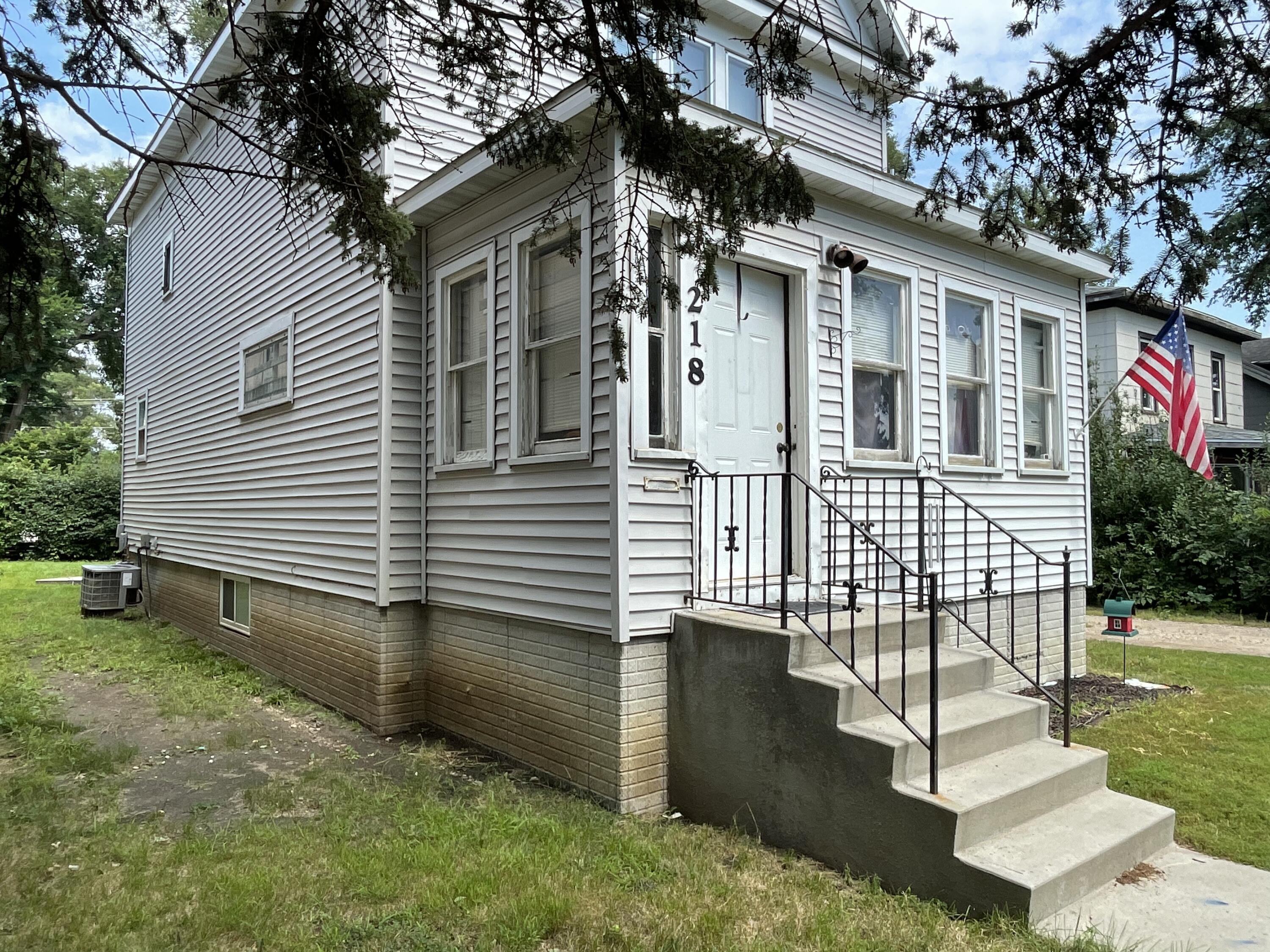 218 W 4th Ave