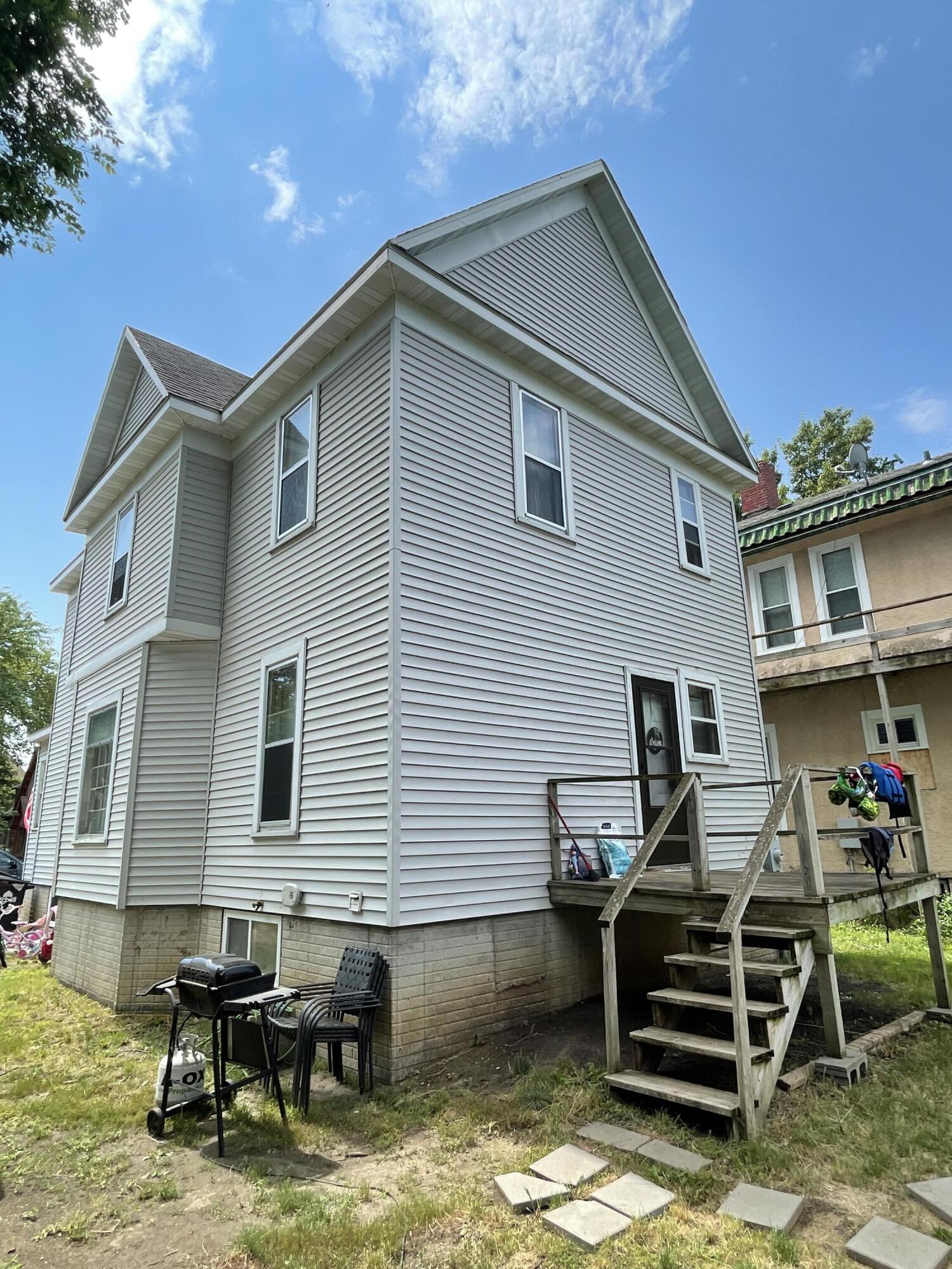 218 W 4th Ave
