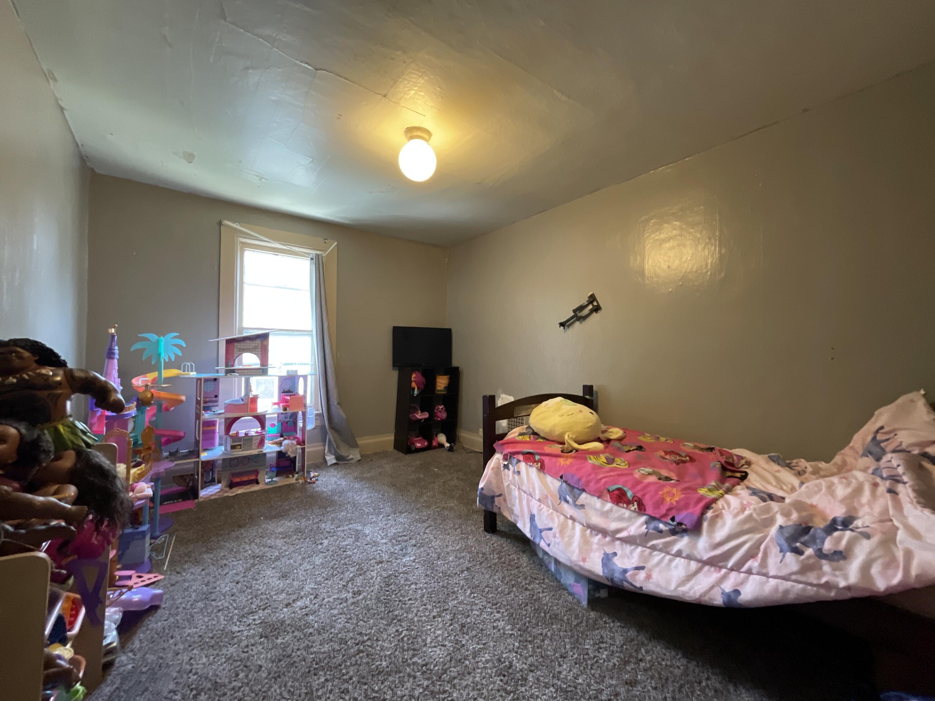 218 W 4th Ave