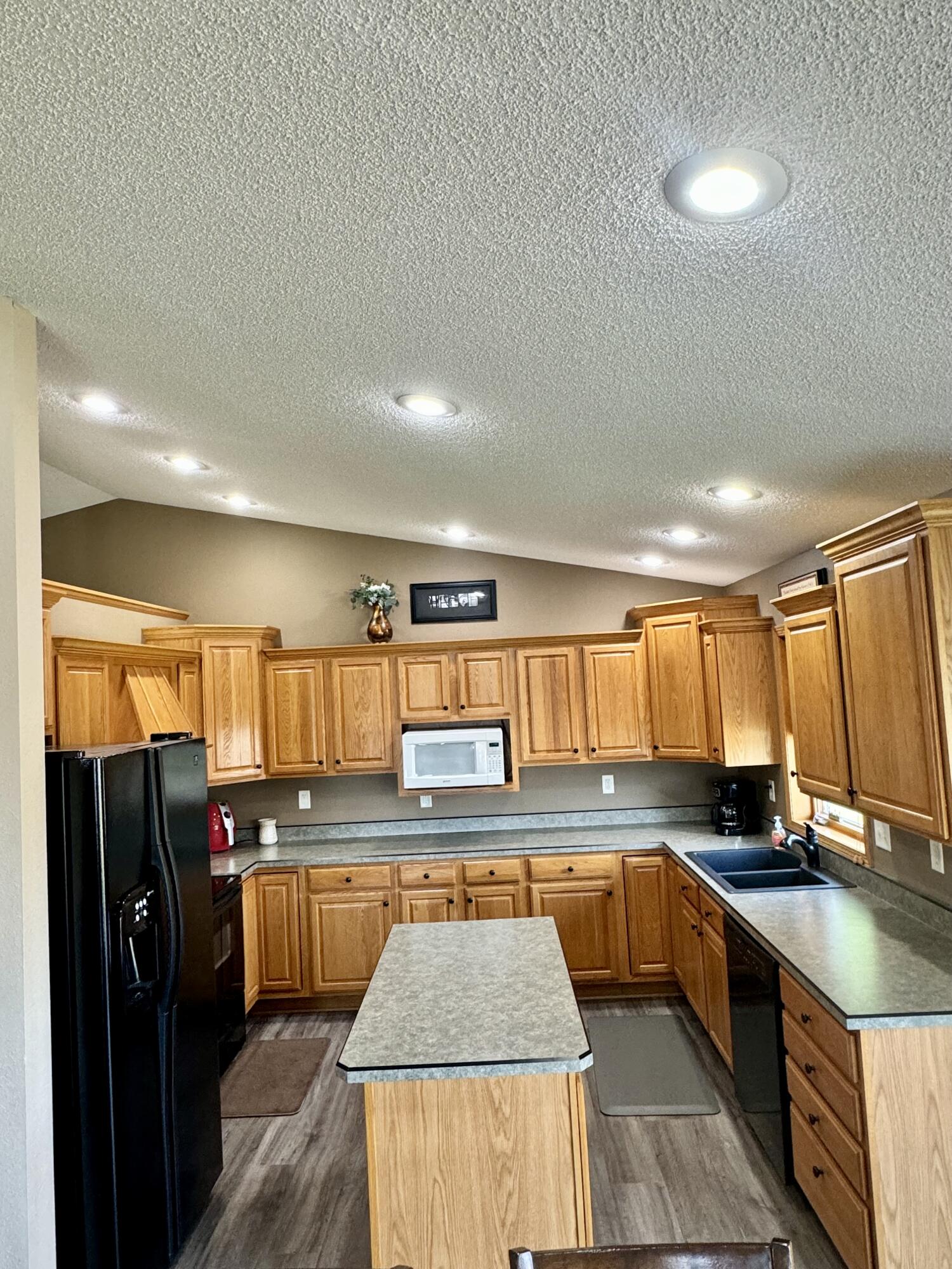 2816 Dailey Dr