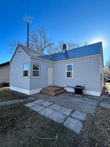 416 W 11th Ave