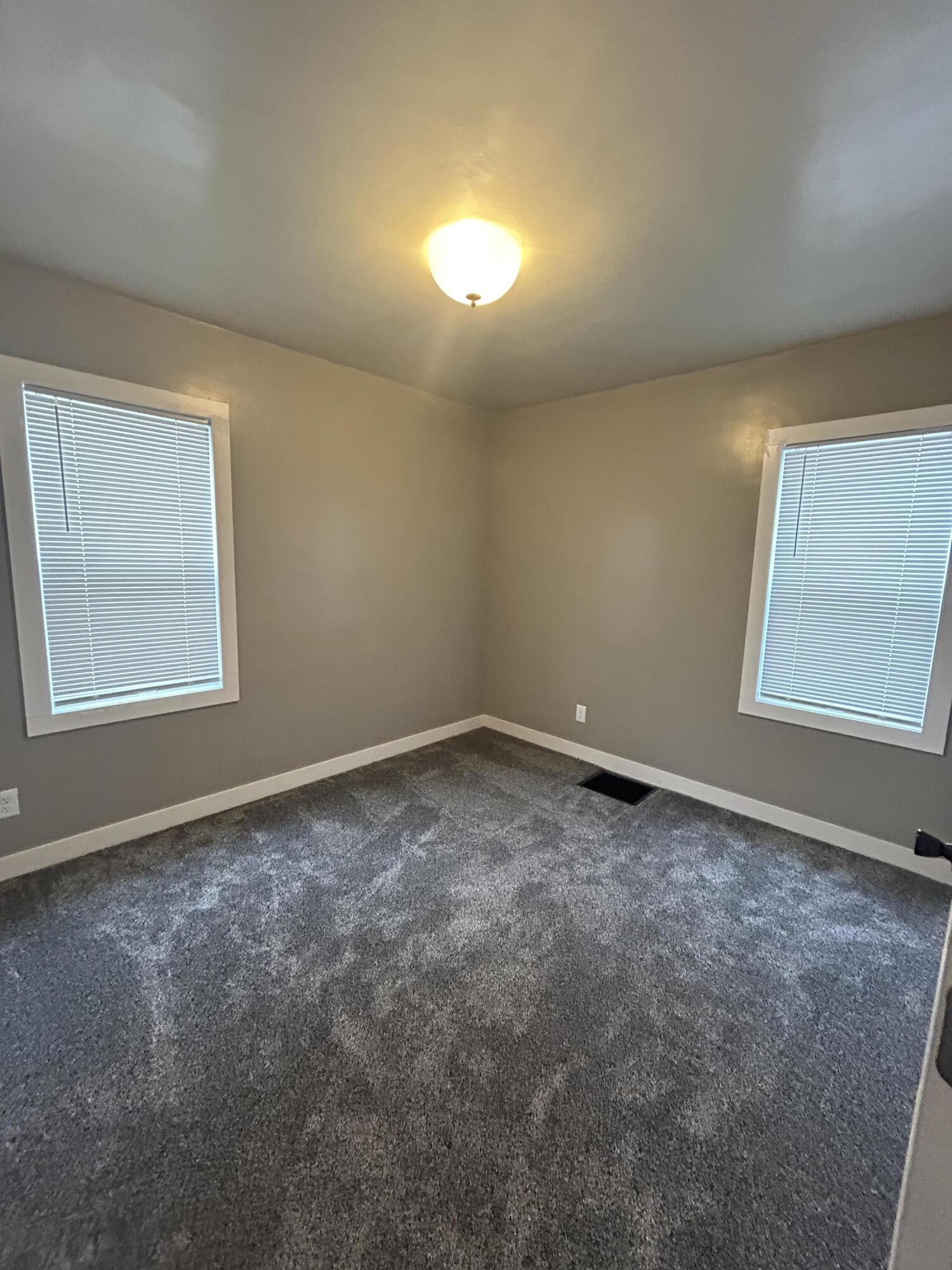 416 W 11th Ave