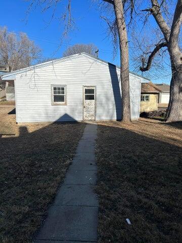 416 W 11th Ave