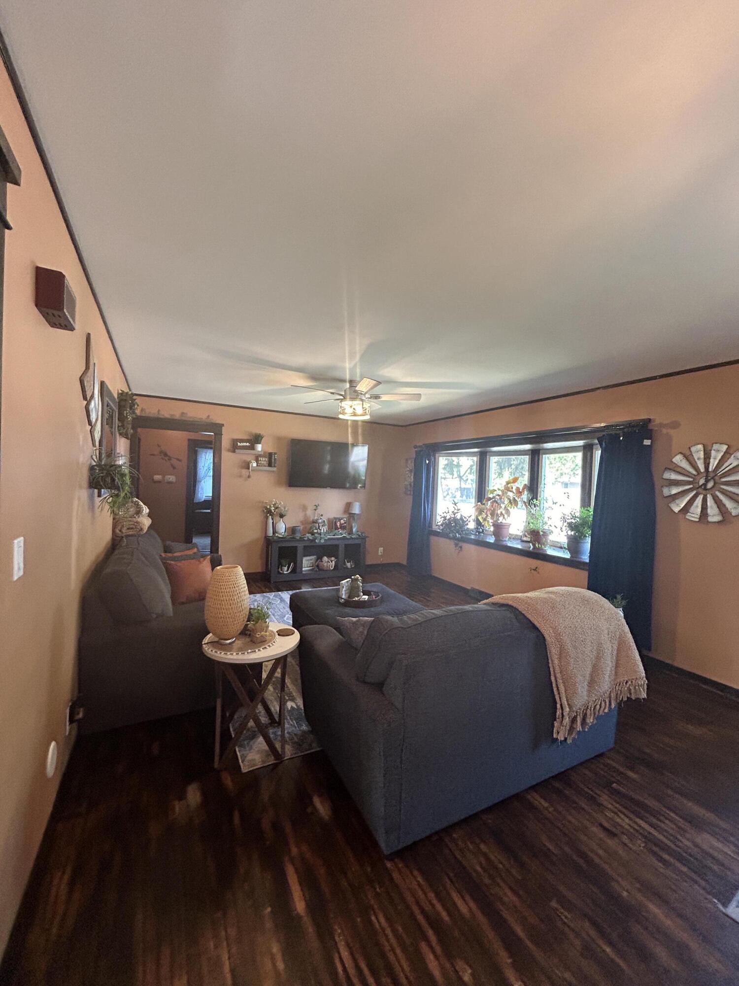 415 W 14th Ave