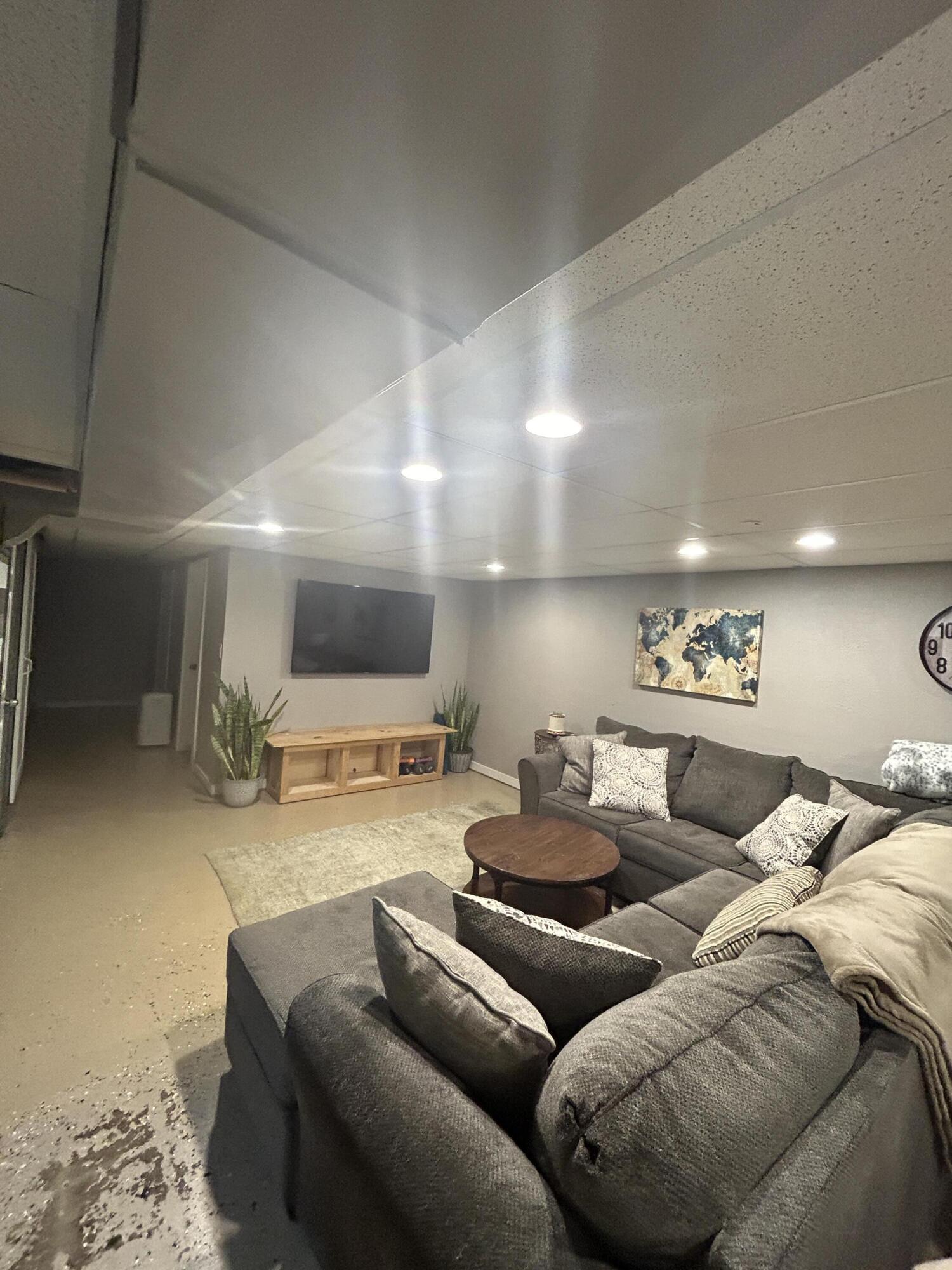 415 W 14th Ave