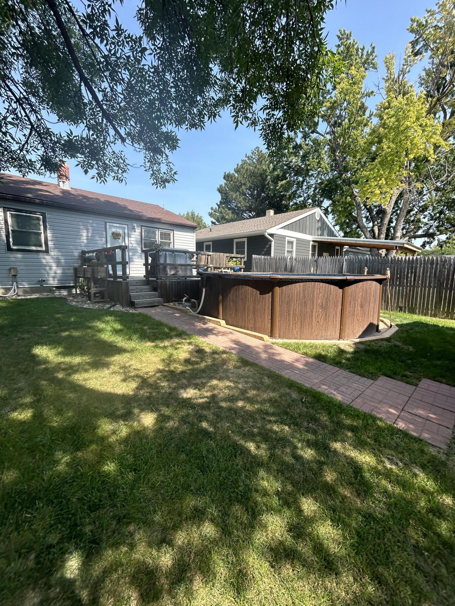 415 W 14th Ave
