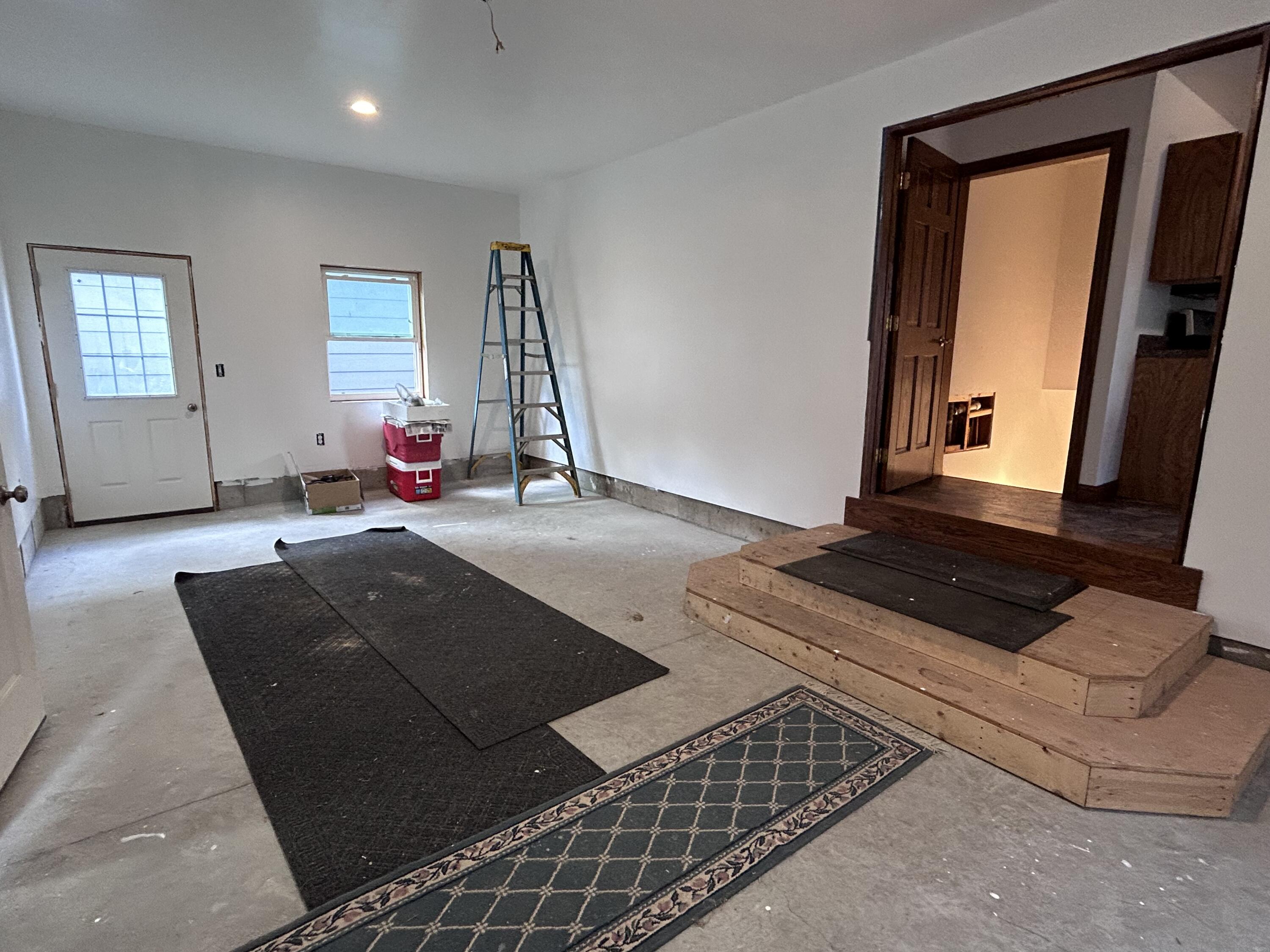 1101 W 7th Ave