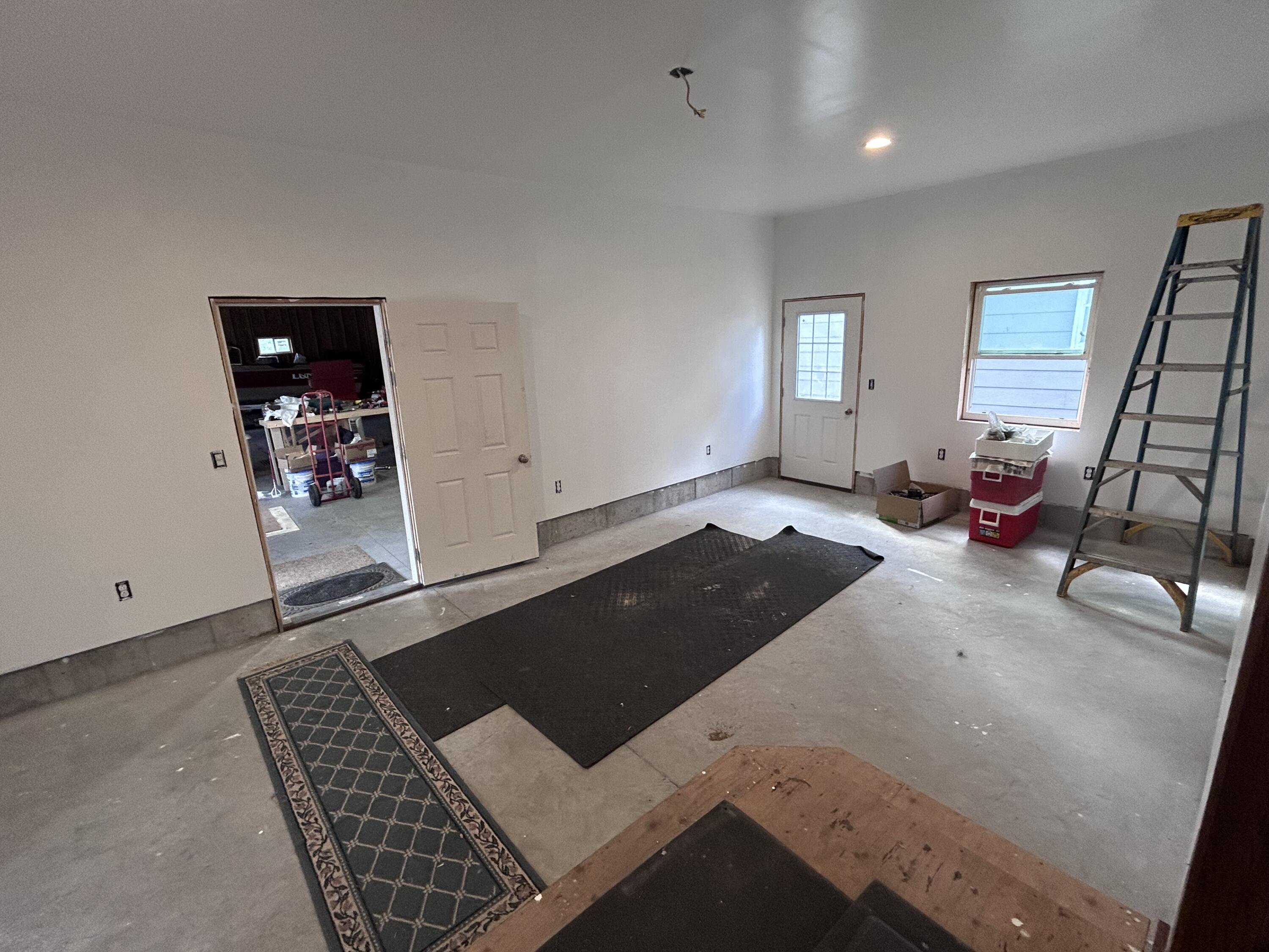 1101 W 7th Ave