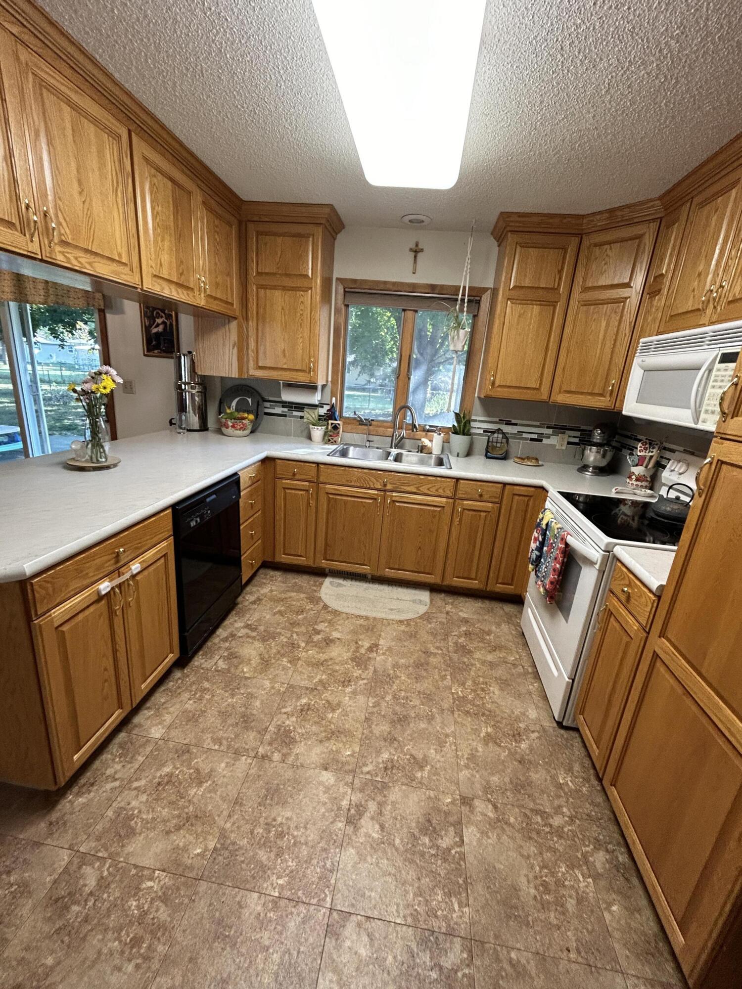 709 E 13th Ave